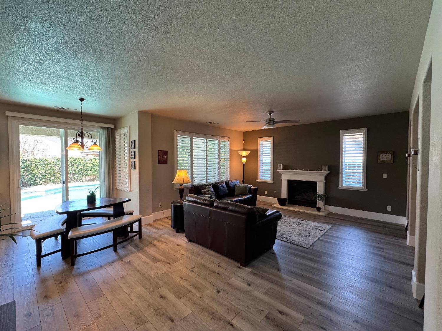 1822 N Magnolia, Clovis, CA 93619