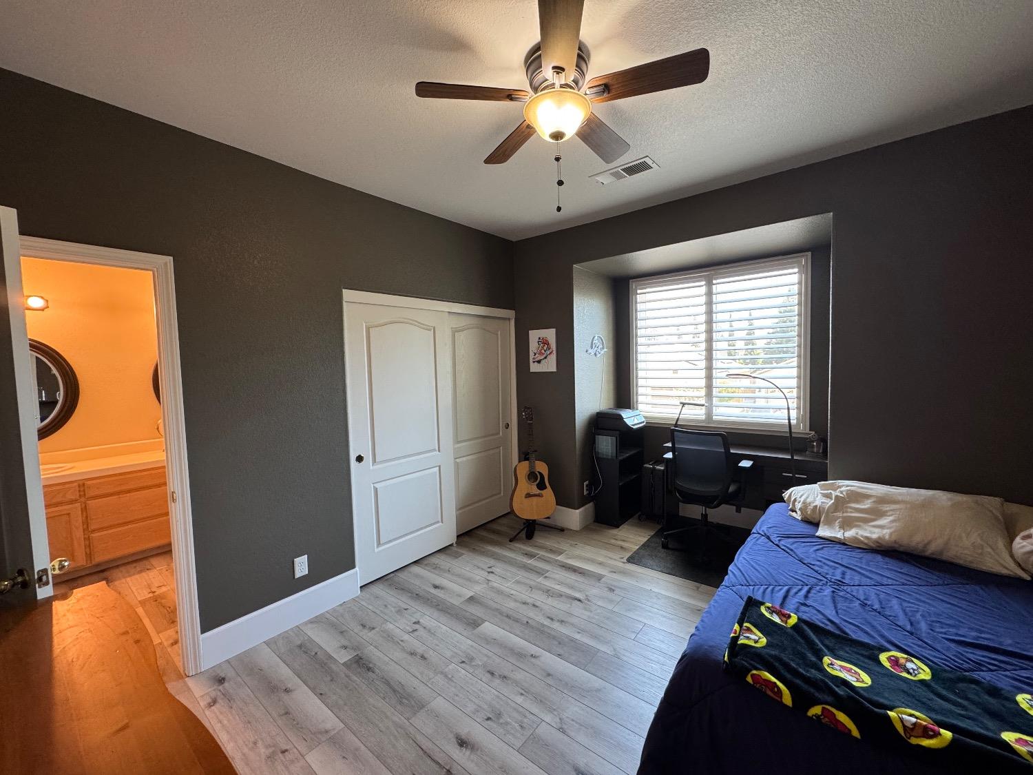 1822 N Magnolia, Clovis, CA 93619