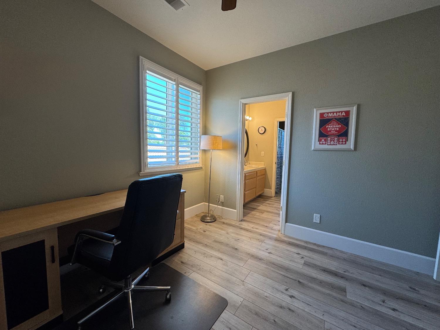 1822 N Magnolia, Clovis, CA 93619