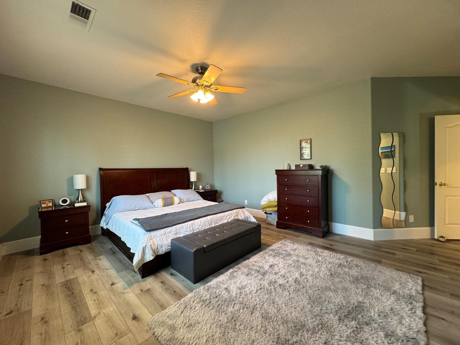 1822 N Magnolia, Clovis, CA 93619