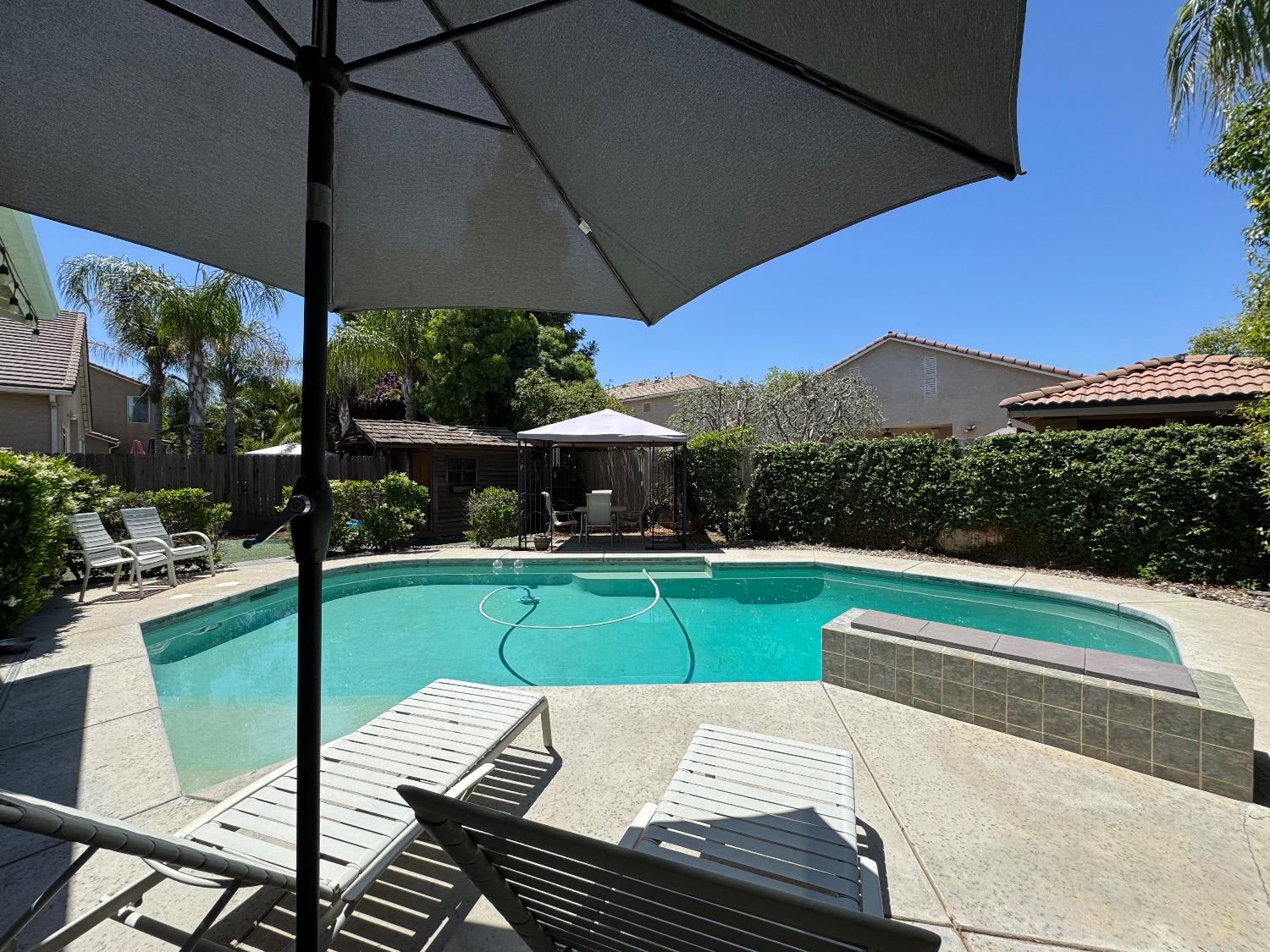 1822 N Magnolia, Clovis, CA 93619