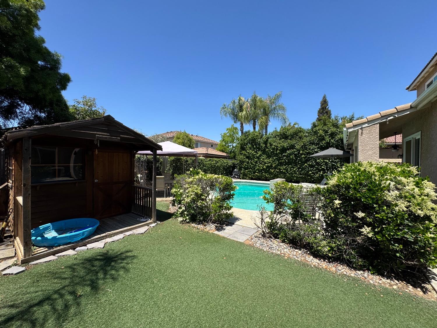 1822 N Magnolia, Clovis, CA 93619