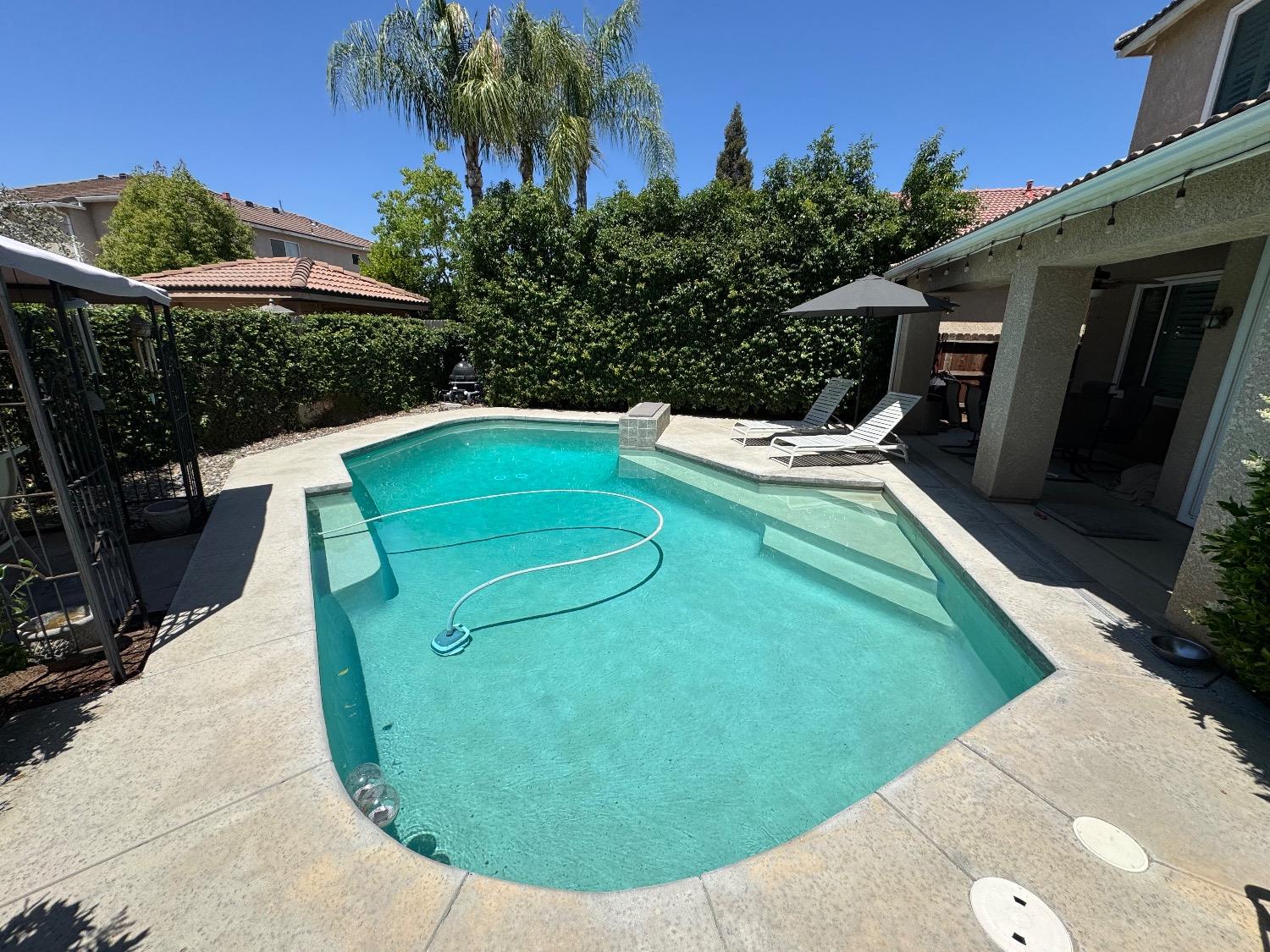 1822 N Magnolia, Clovis, CA 93619