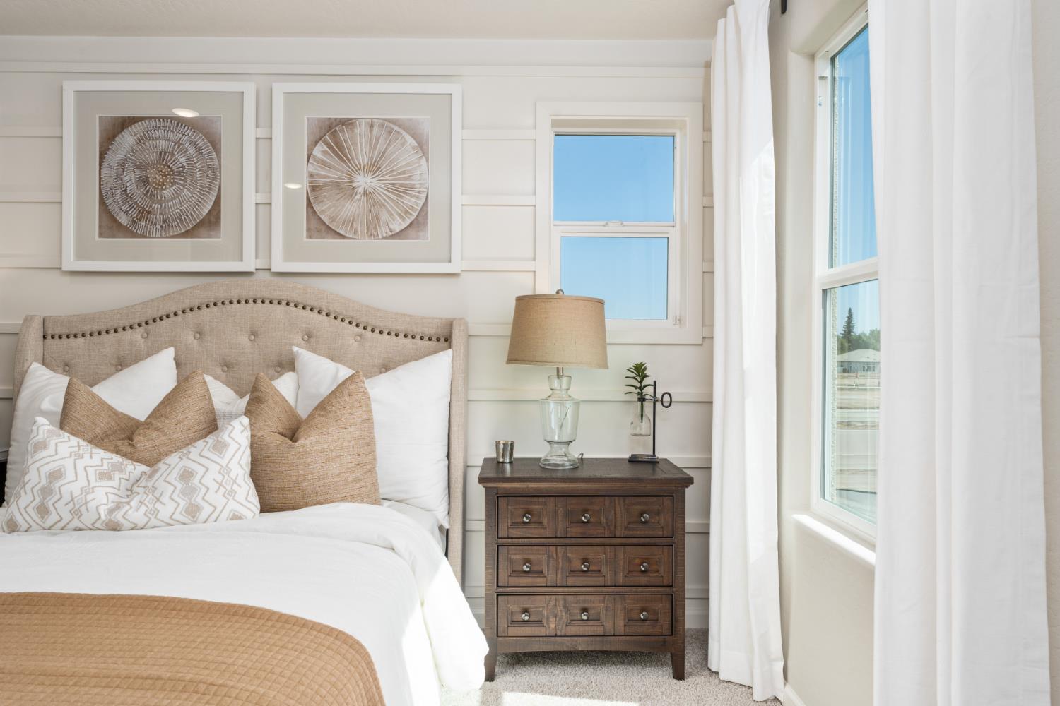 1484 Farmhouse Ln, Clovis, CA 93619