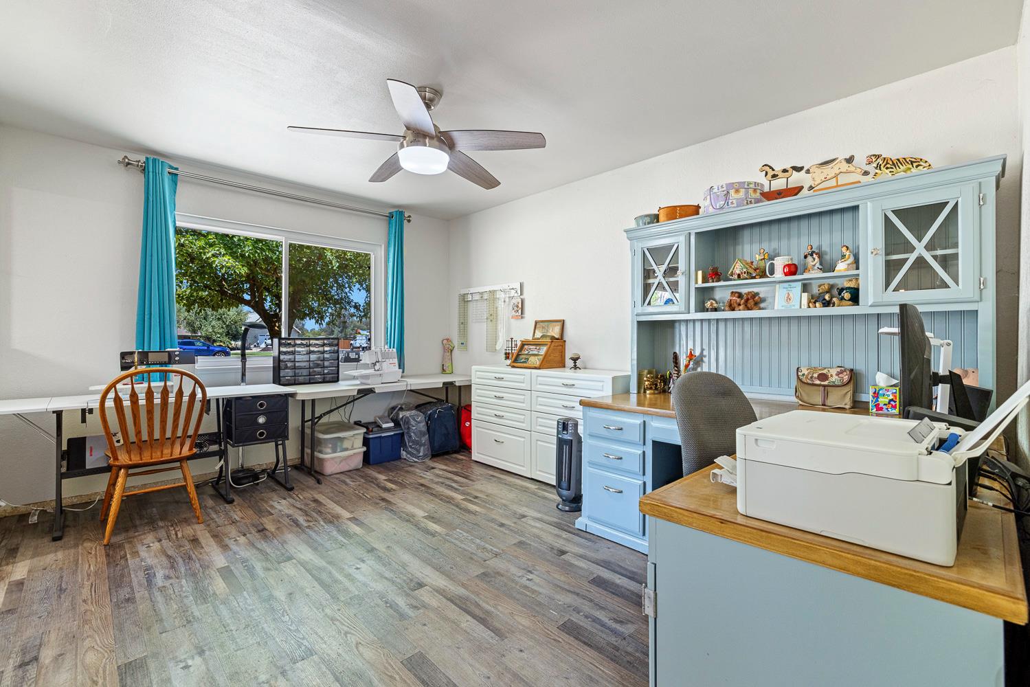 10858 N Armstrong Ave, Clovis, CA 93619