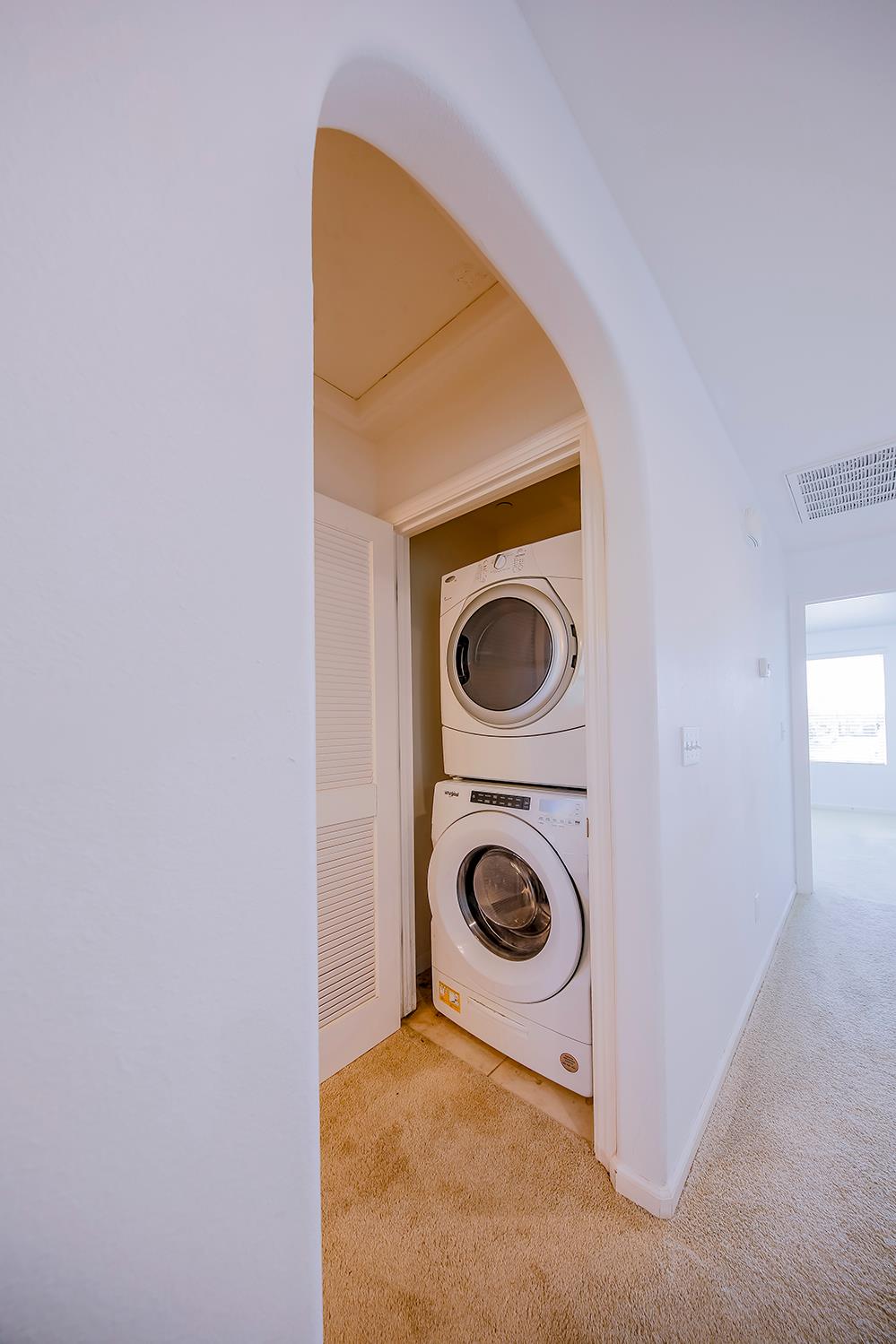 1587 N STRADA Way, Clovis, CA 93619