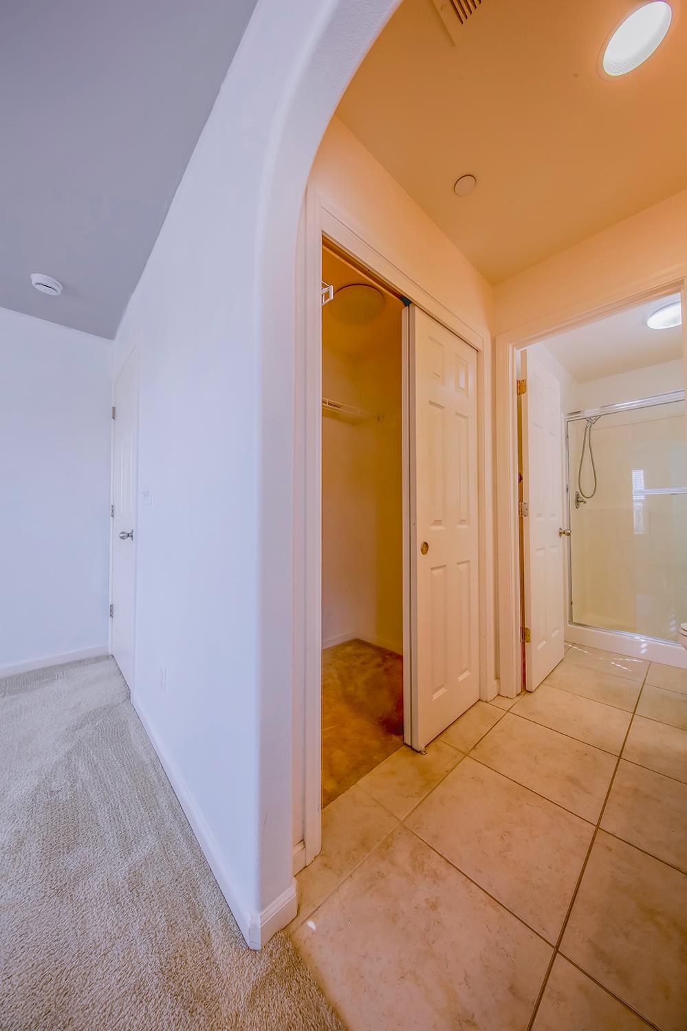 1587 N STRADA Way, Clovis, CA 93619