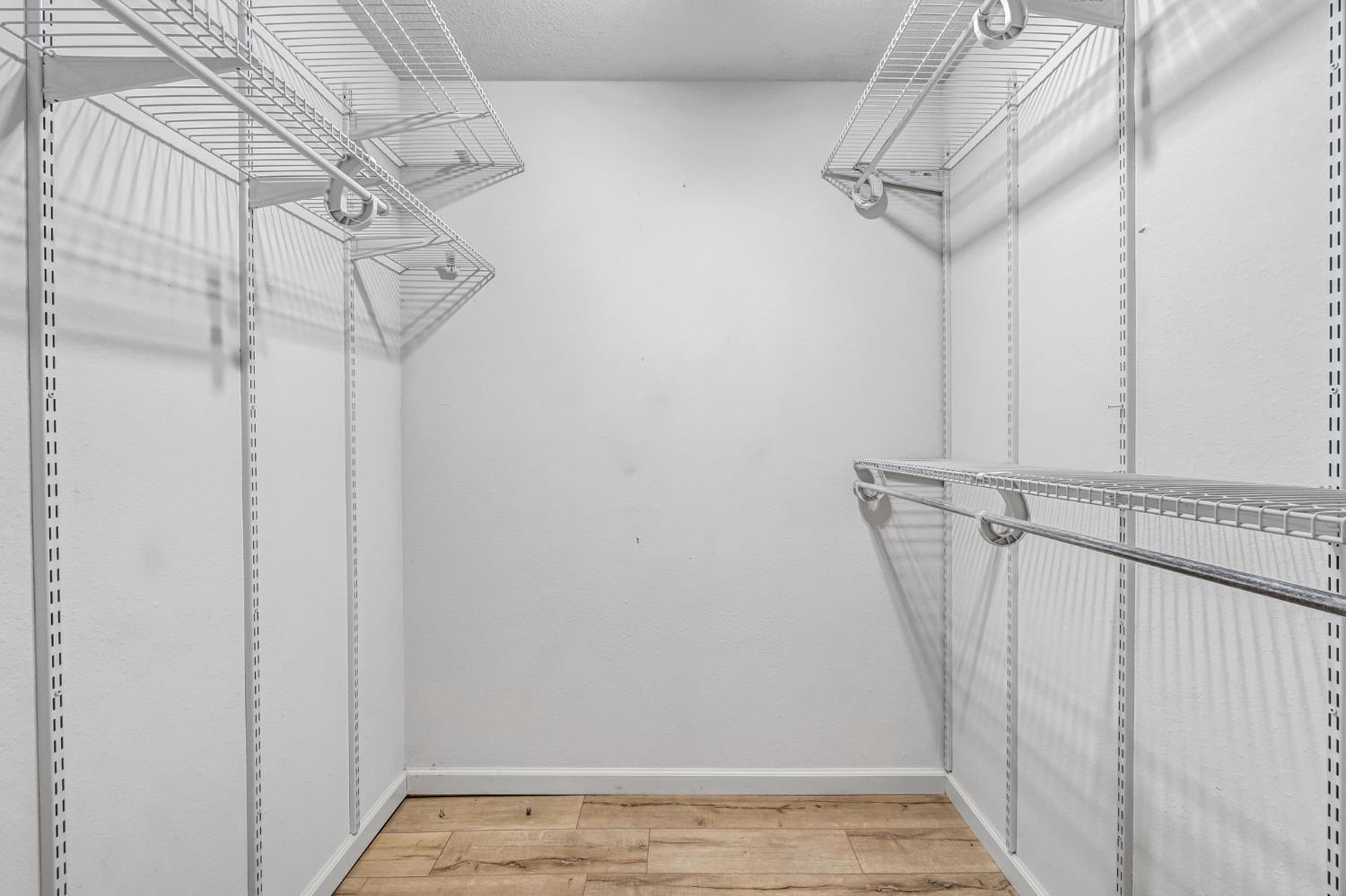 493 Timmy Ave, Clovis, CA 93612