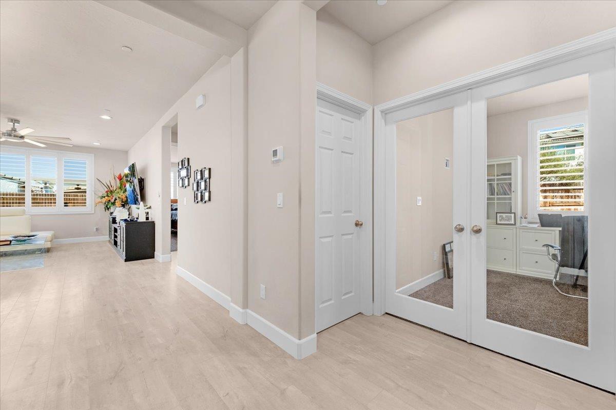 3833 Hannah Ln, Clovis, CA 93619