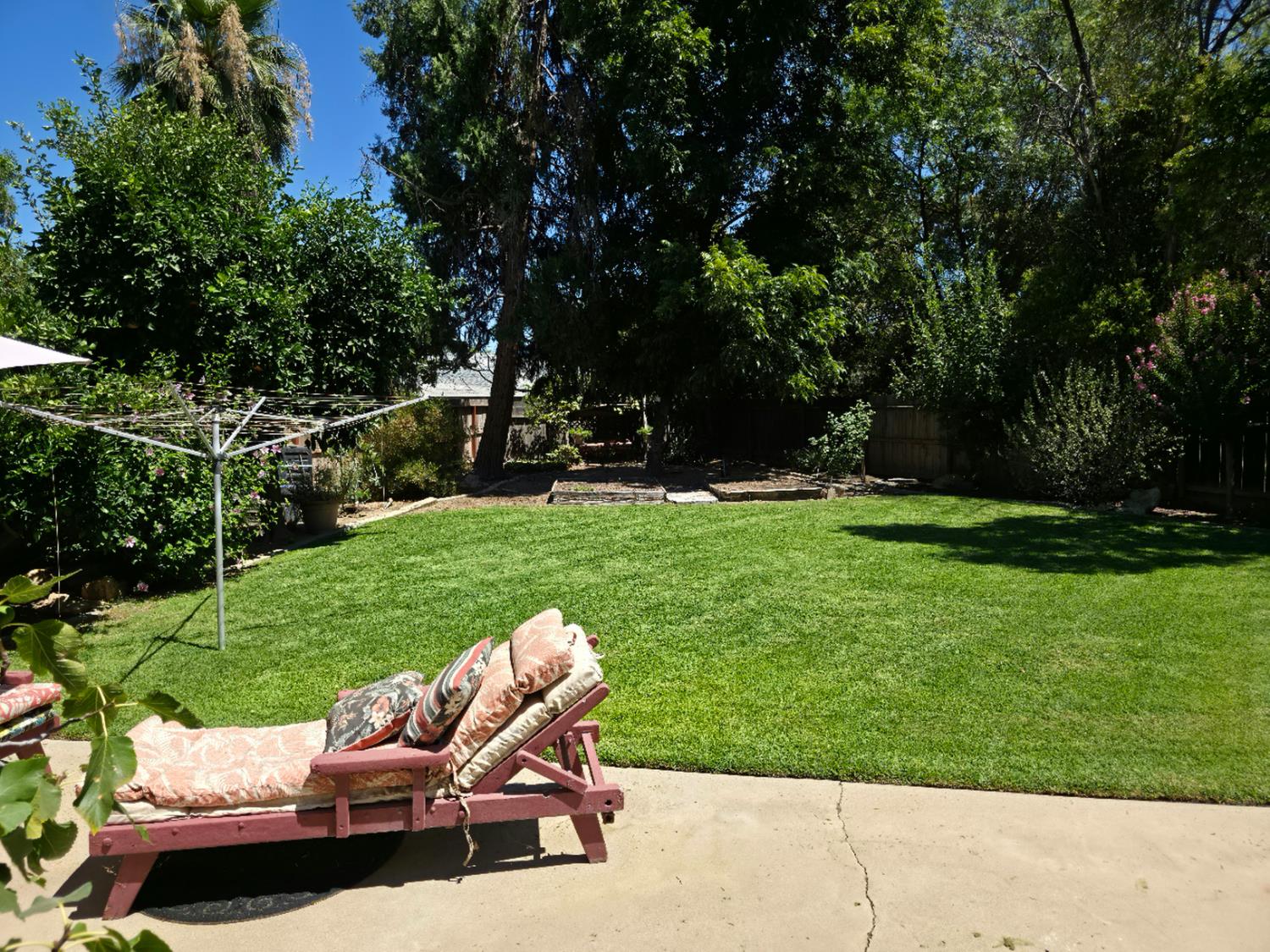 1605 Scott Pl, Clovis, CA 93611