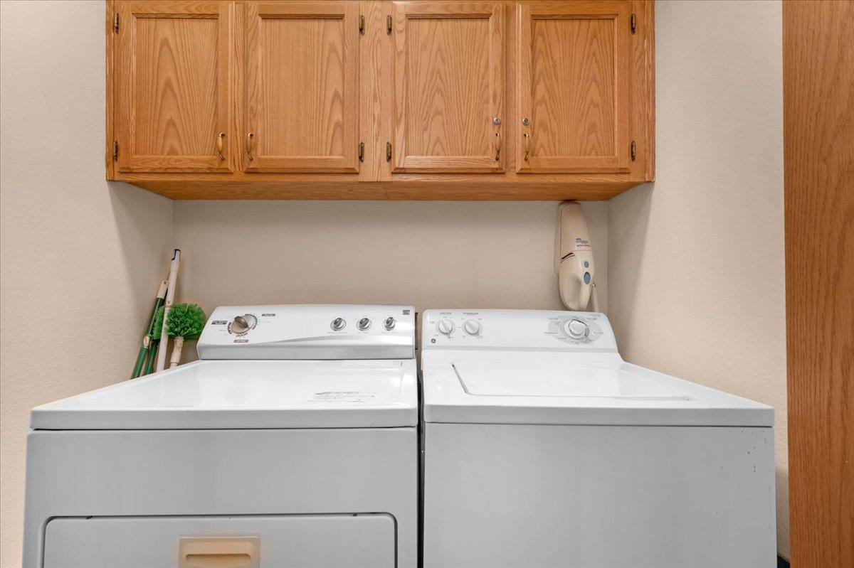 39536 Musick Falls Rd, Shaver Lake, CA 93664