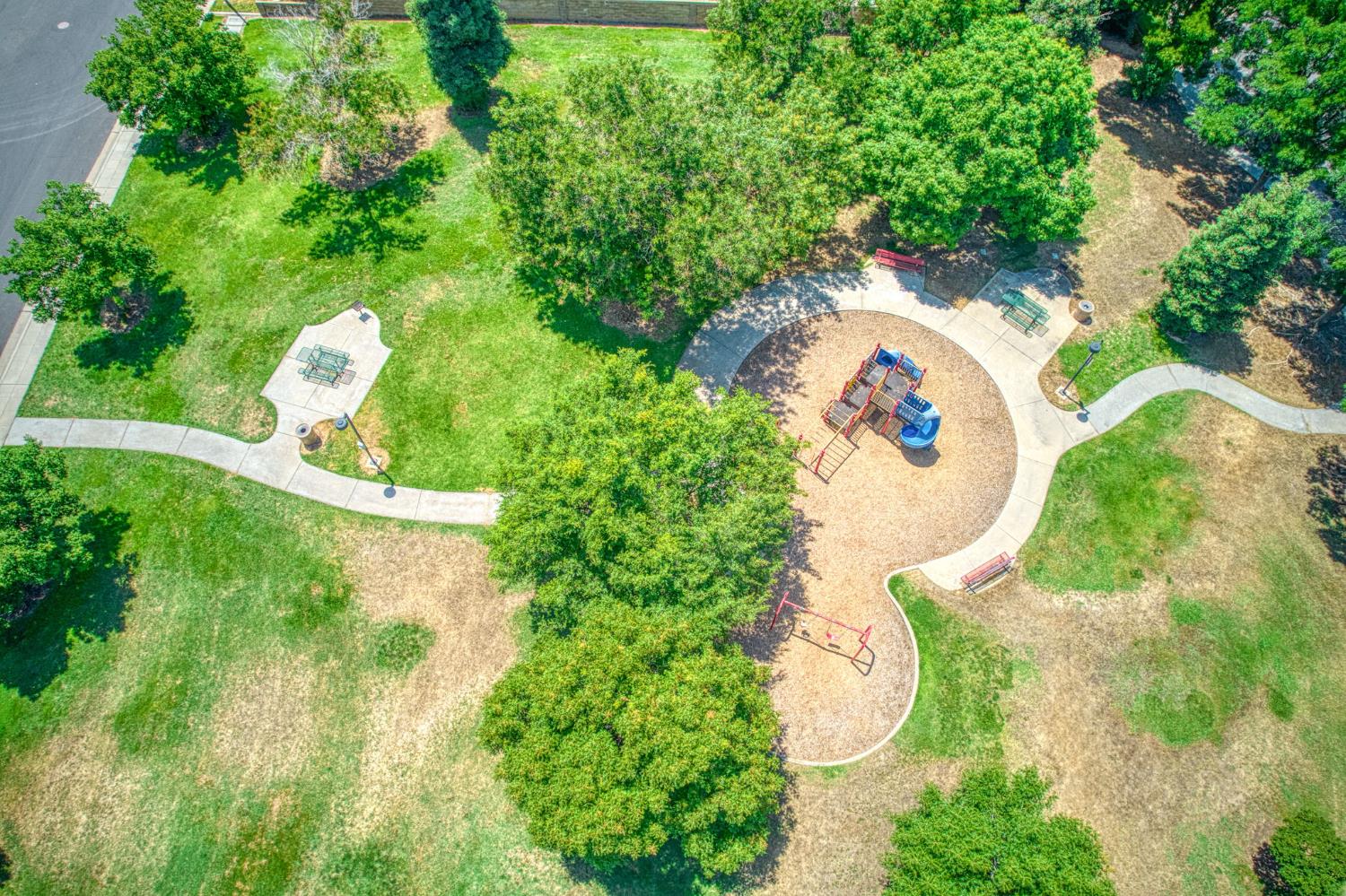 2631 Wrenwood Ave, Clovis, CA 93611