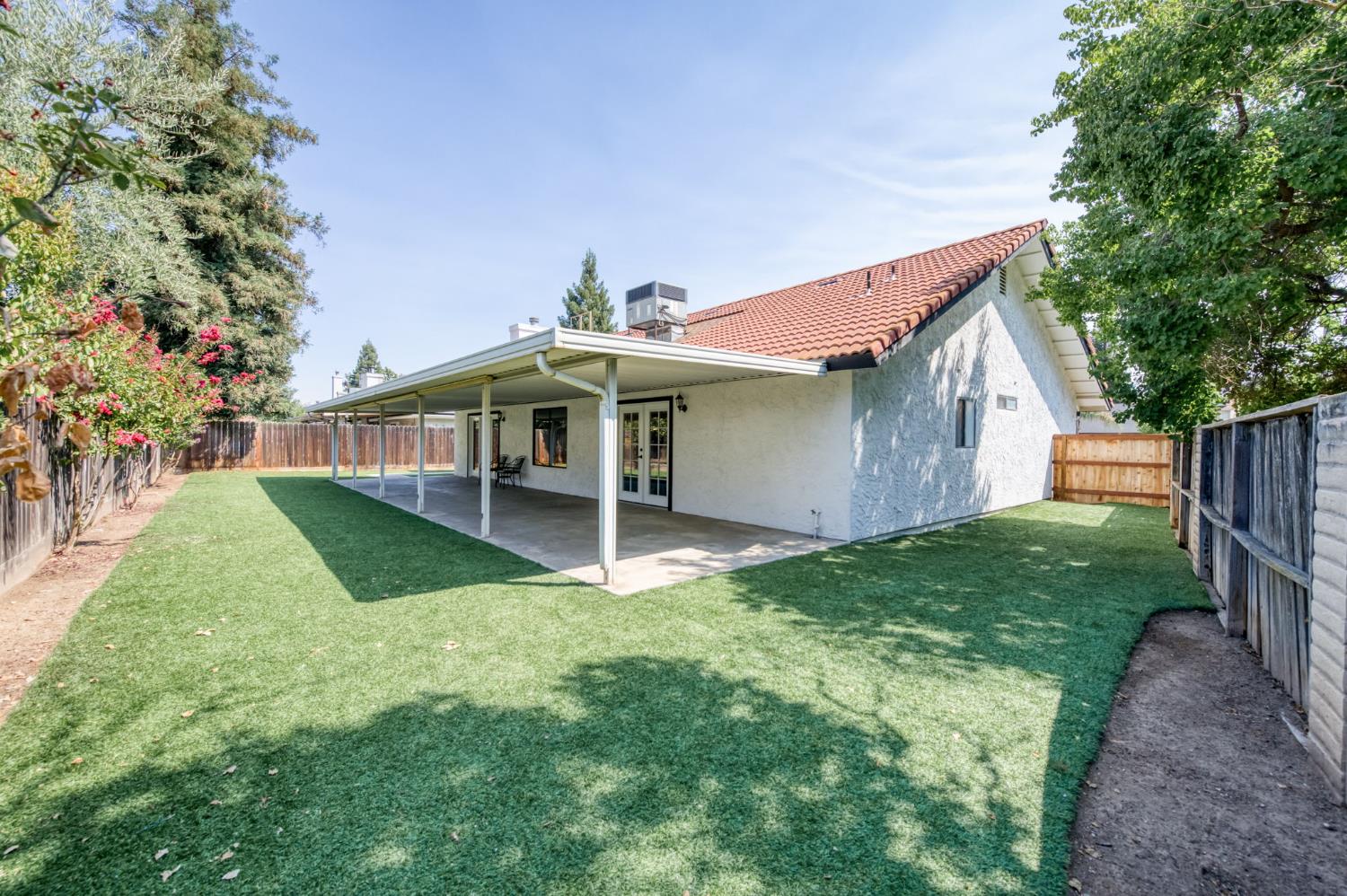 640 N Renn Ave, Clovis, CA 93611