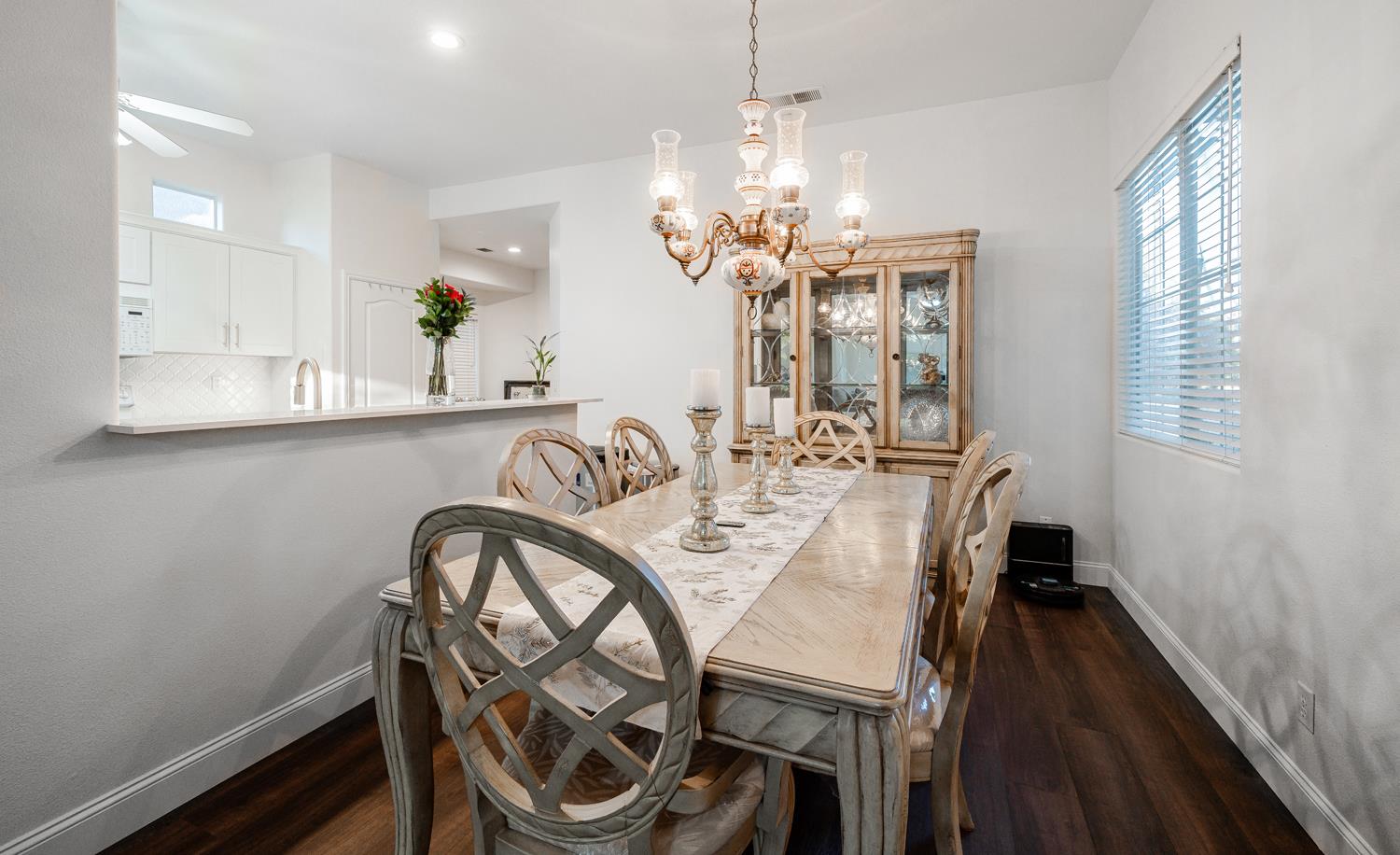 2272 Dawson Cove Ln, Clovis, CA 93611