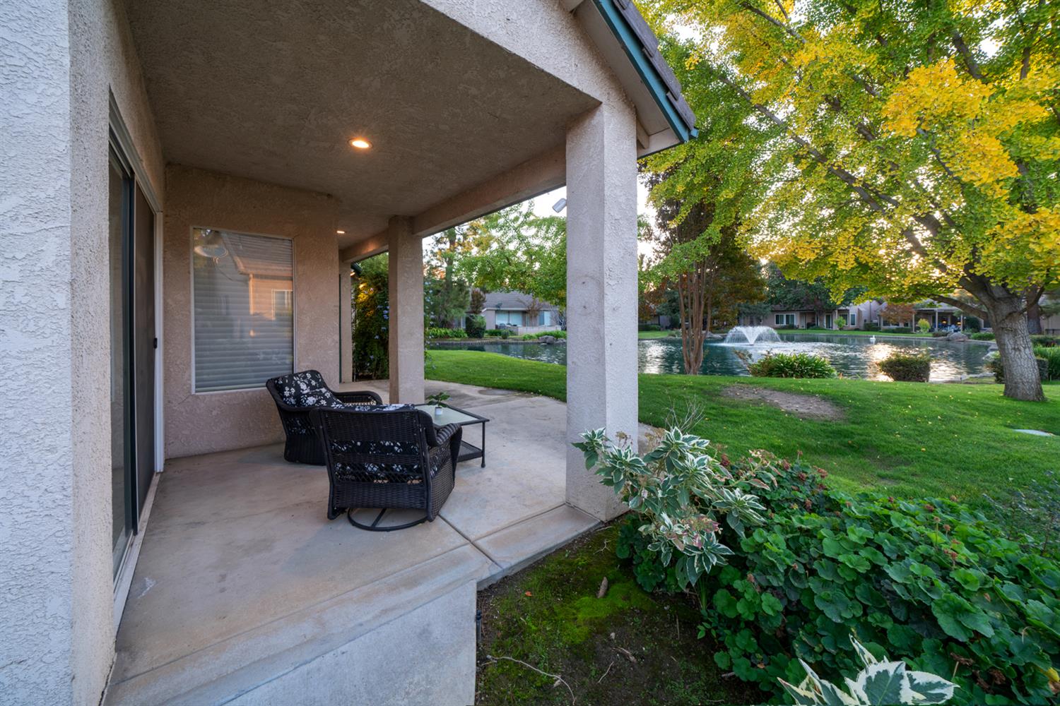 2272 Dawson Cove Ln, Clovis, CA 93611