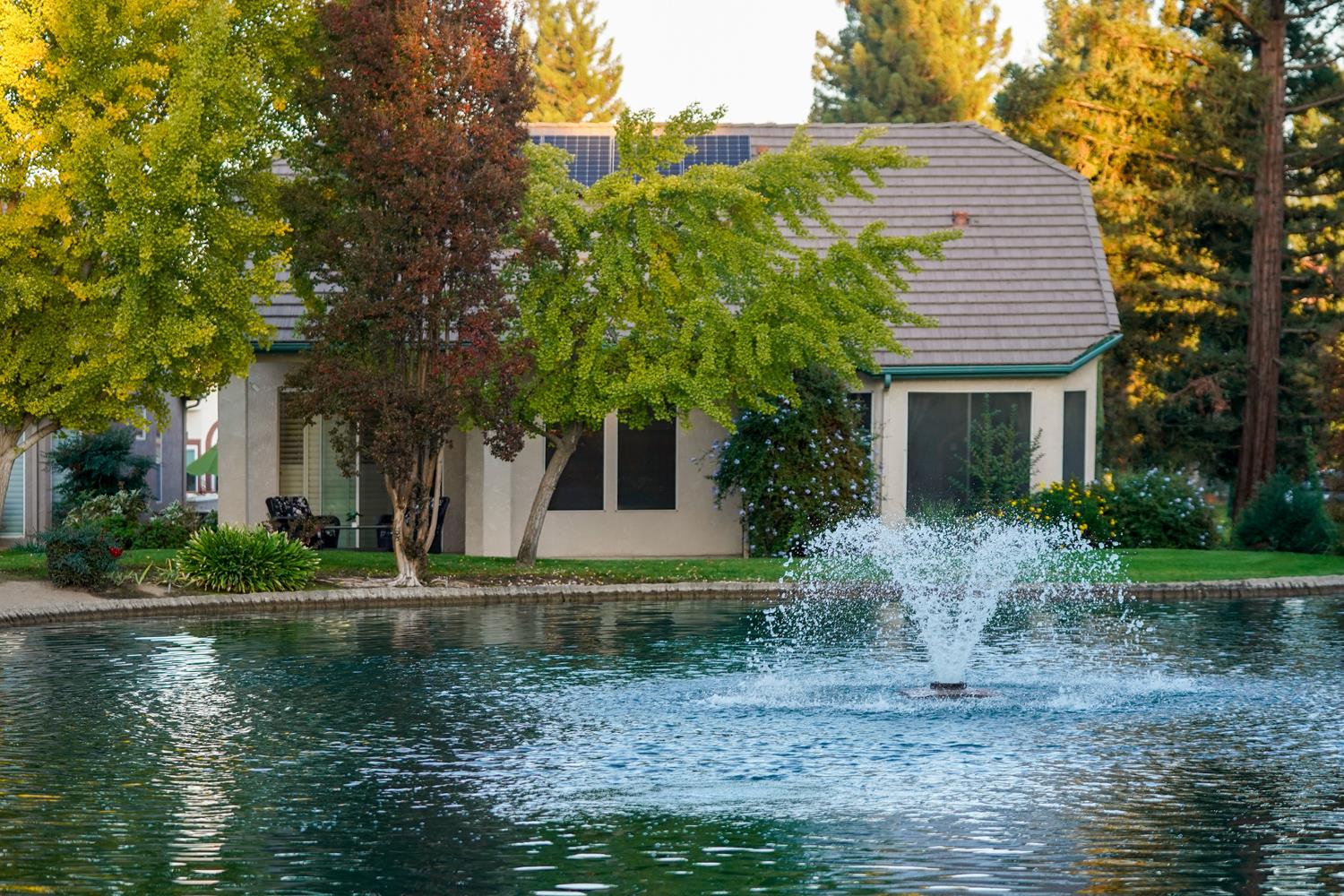 2272 Dawson Cove Ln, Clovis, CA 93611