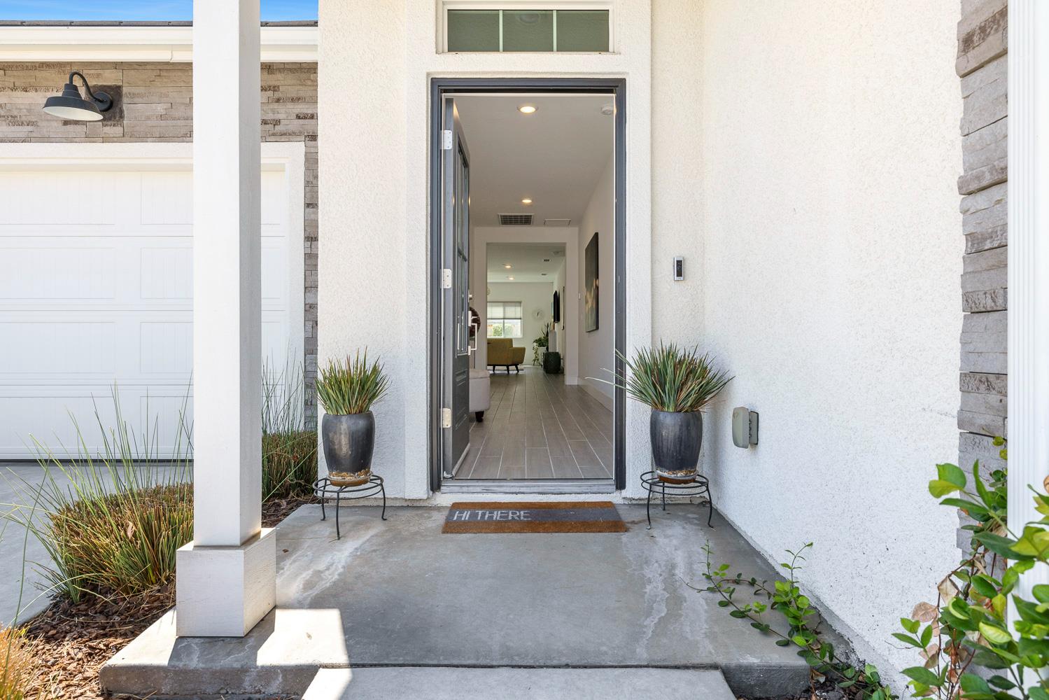 970 Lester Ave, Clovis, CA 93619