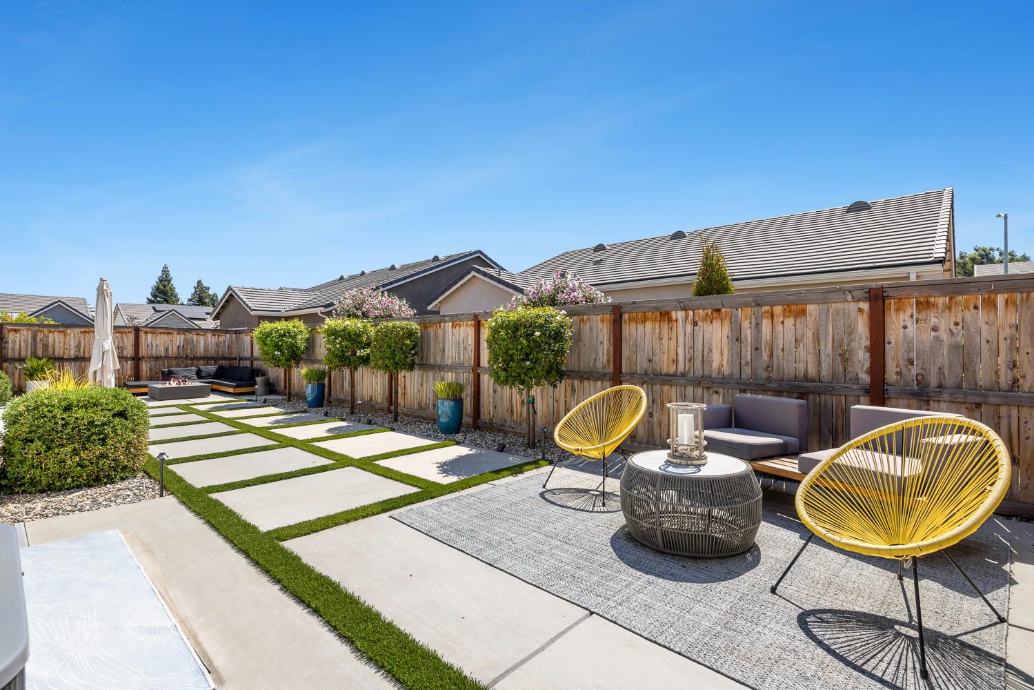 970 Lester Ave, Clovis, CA 93619