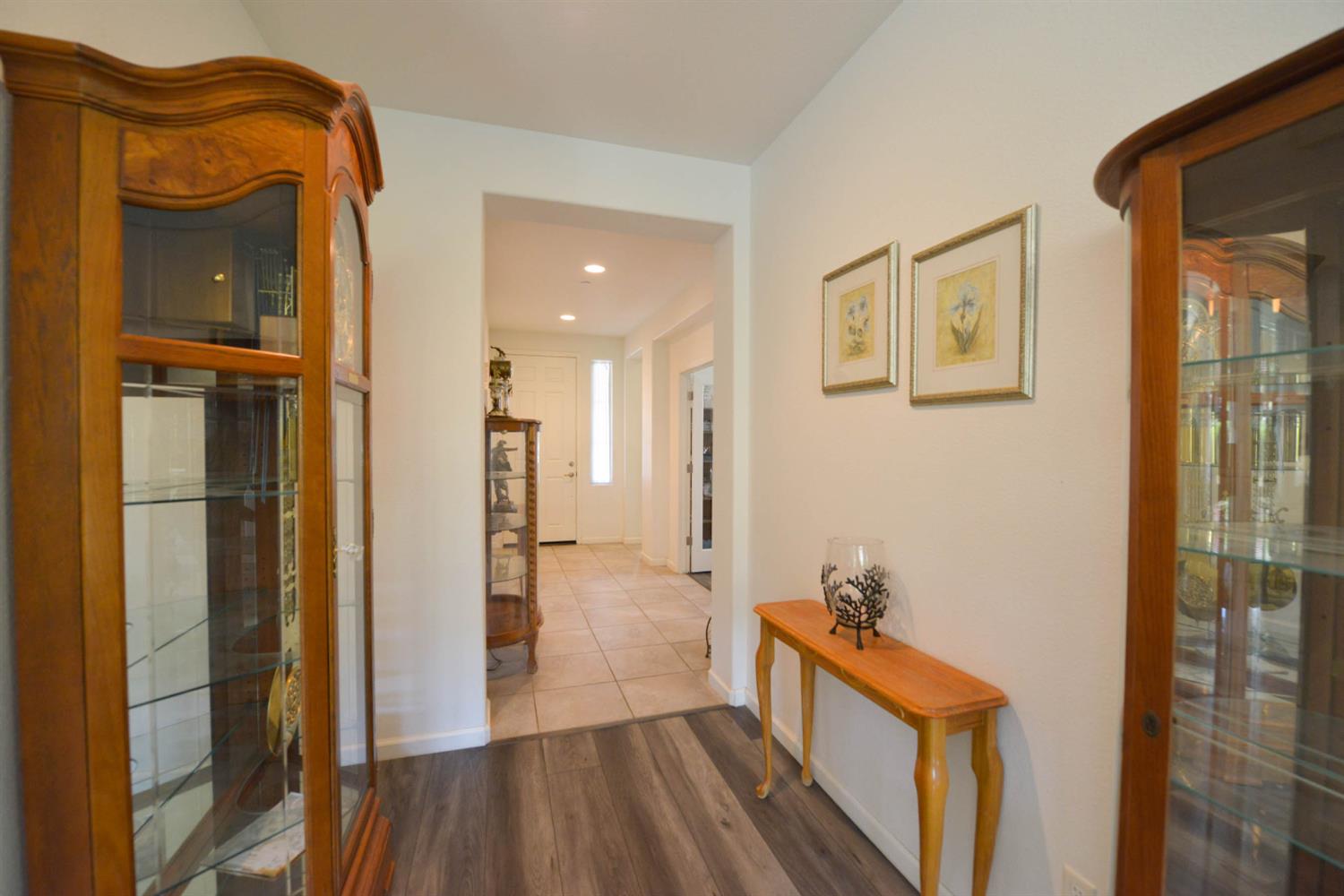 3556 Mecca Ave, Clovis, CA 93619