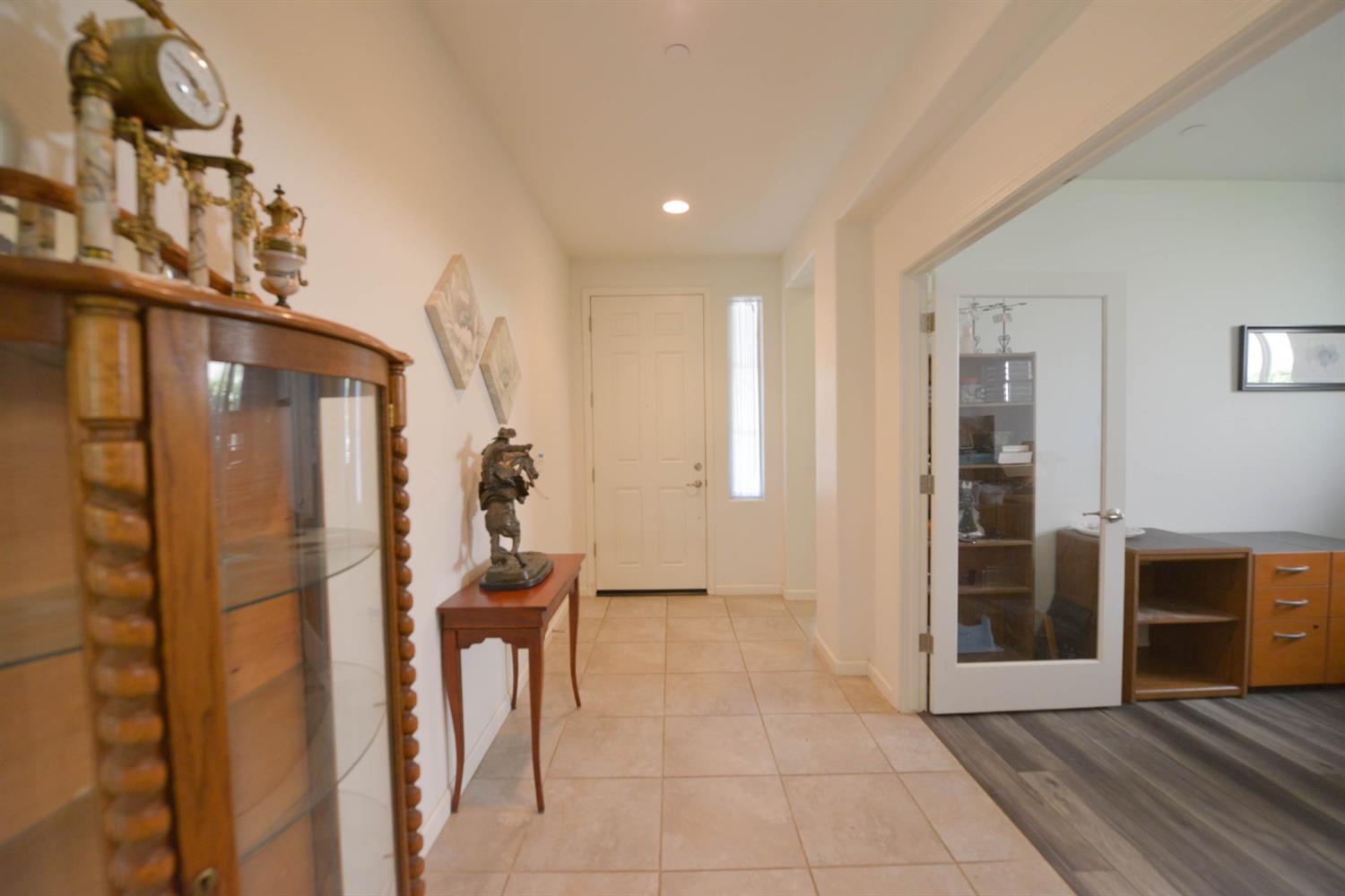 3556 Mecca Ave, Clovis, CA 93619