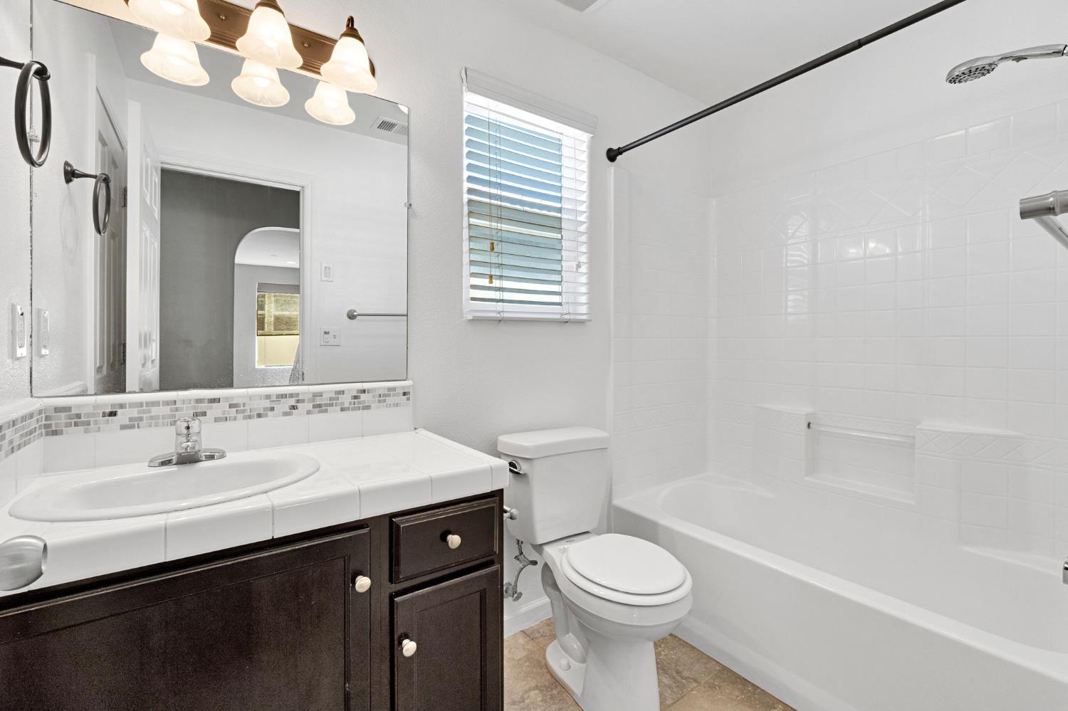 3531 Alcove Way, Clovis, CA 93619