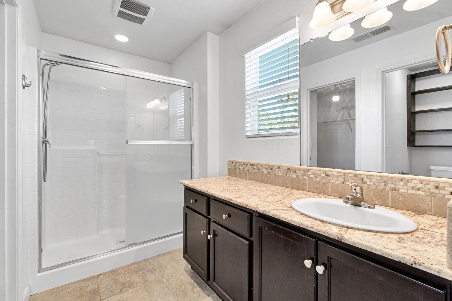 3531 Alcove Way, Clovis, CA 93619