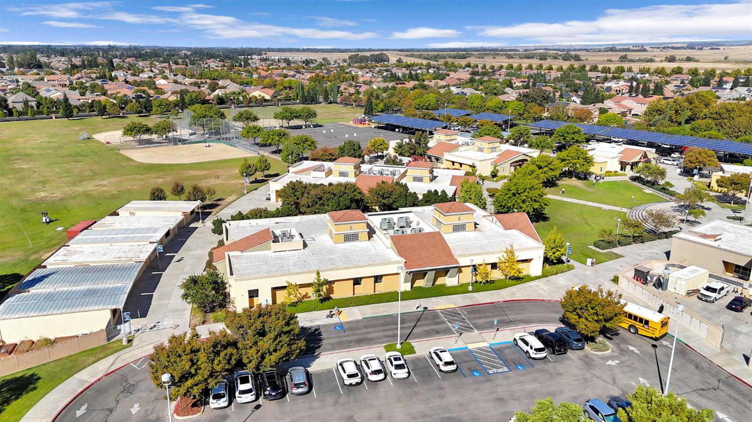 3531 Alcove Way, Clovis, CA 93619