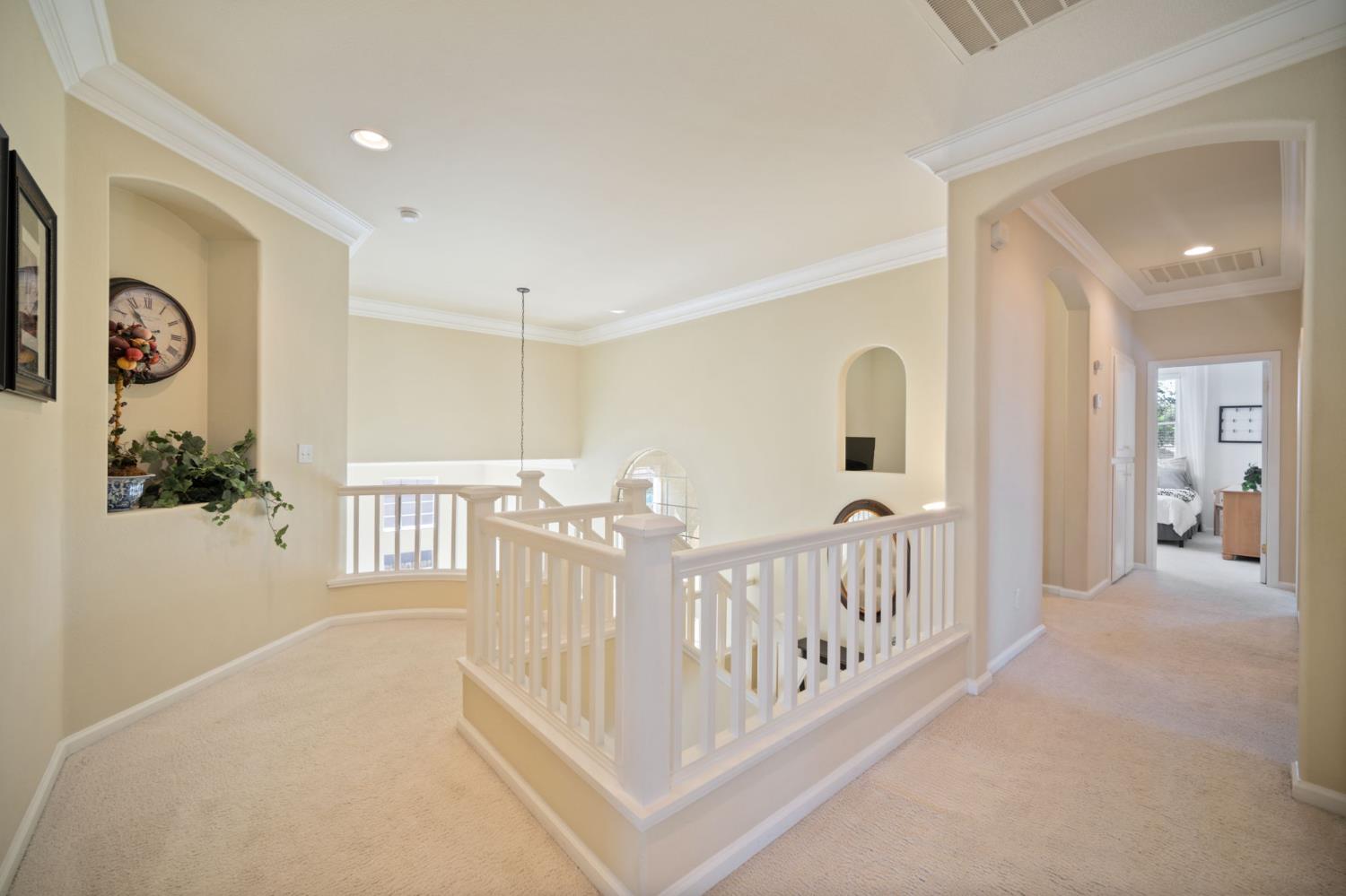 3033 Hanson Ave, Clovis, CA 93611