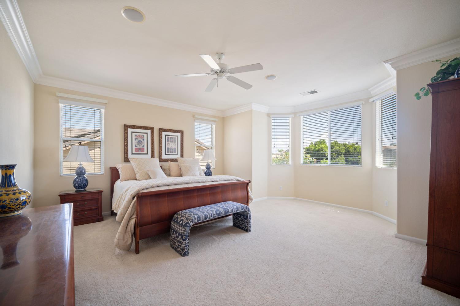 3033 Hanson Ave, Clovis, CA 93611