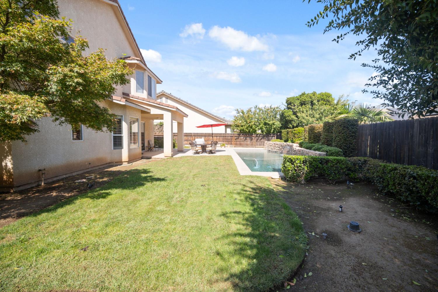 3033 Hanson Ave, Clovis, CA 93611