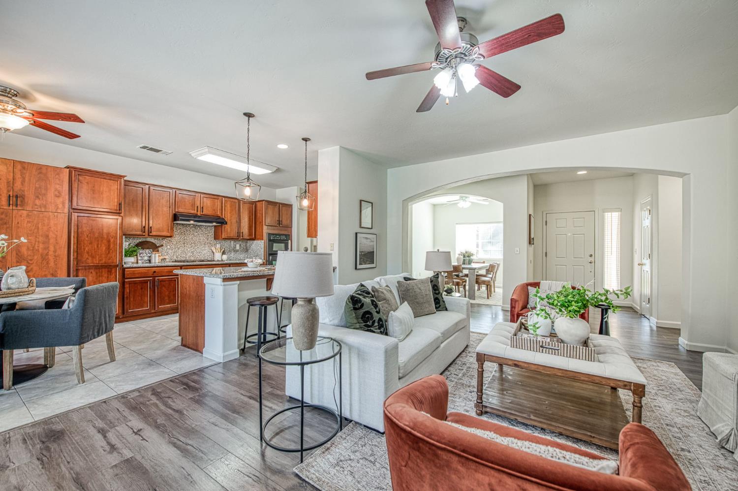 3147 Indianapolis Ave, Clovis, CA 93619