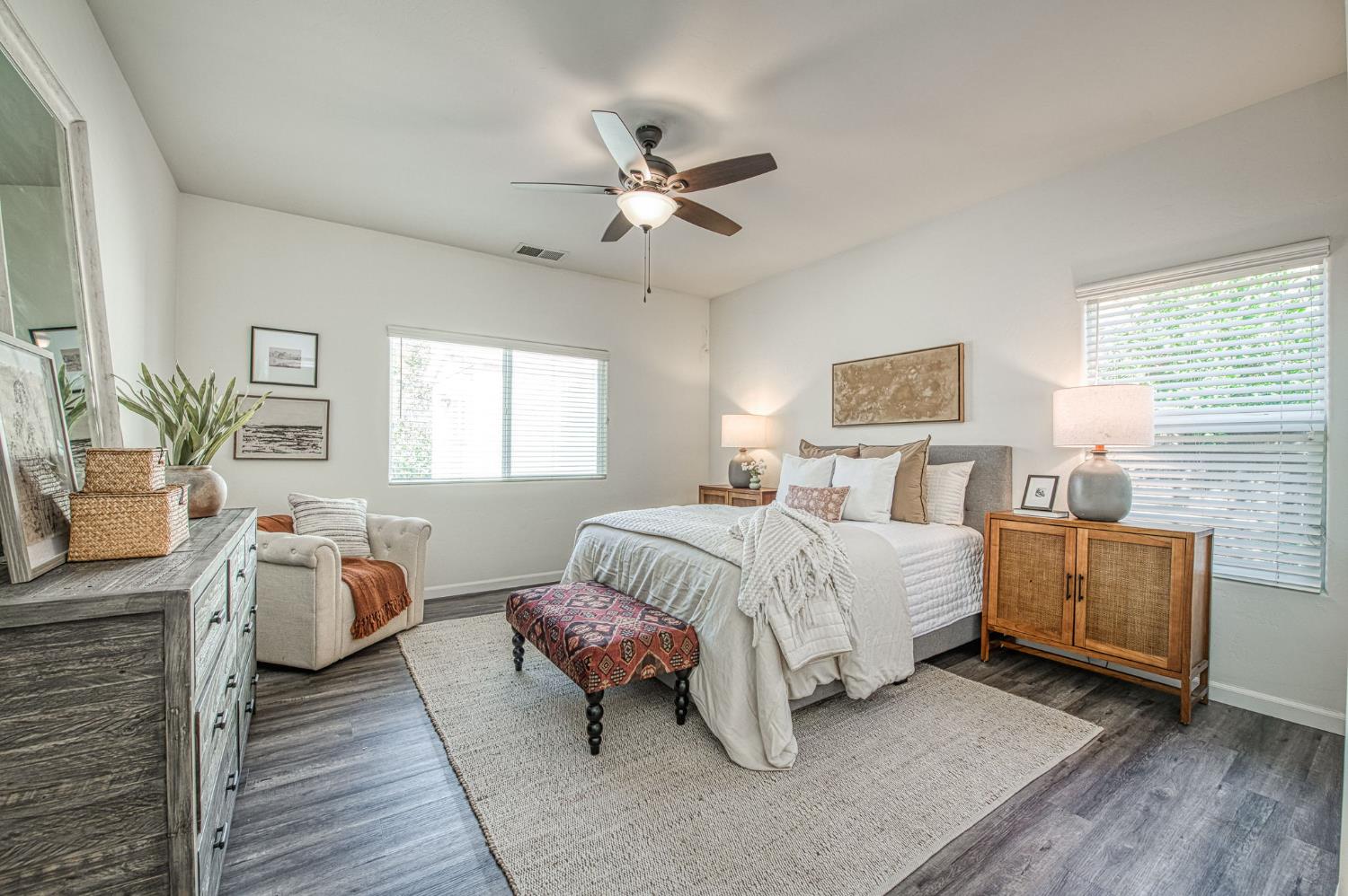 3147 Indianapolis Ave, Clovis, CA 93619