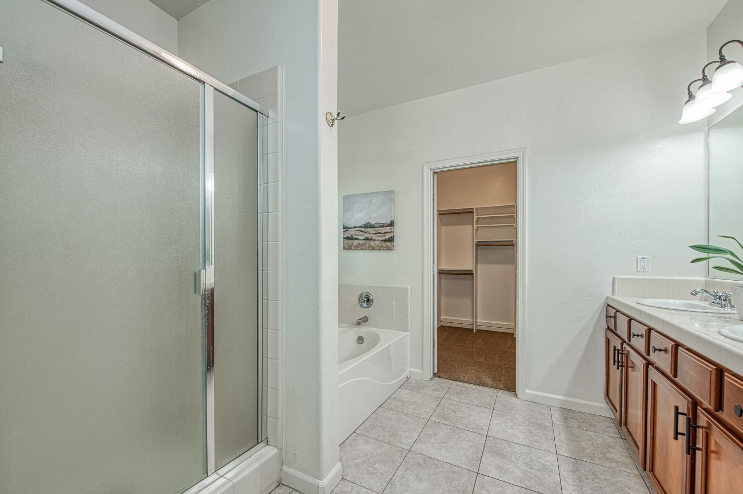 3147 Indianapolis Ave, Clovis, CA 93619