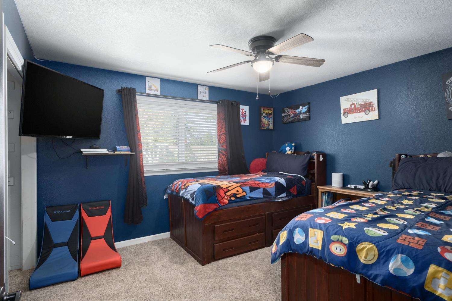 2237 Los Altos Ave, Clovis, CA 93611