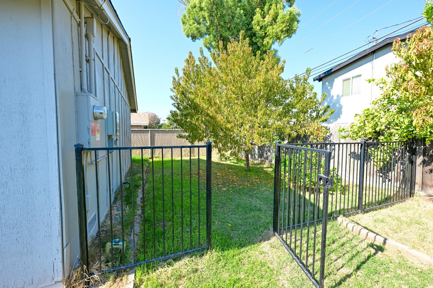 133 10Th St, Clovis, CA 93612