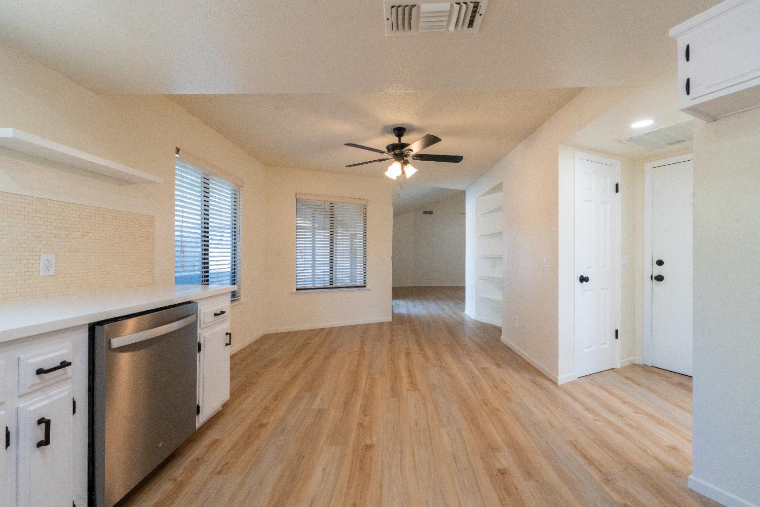 1707 Douglas Ave, Clovis, CA 93611