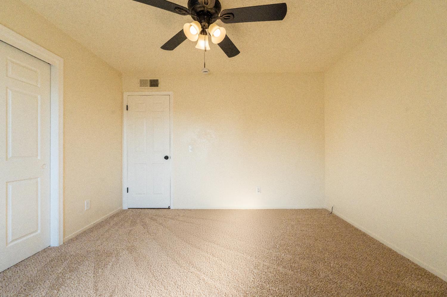 1707 Douglas Ave, Clovis, CA 93611