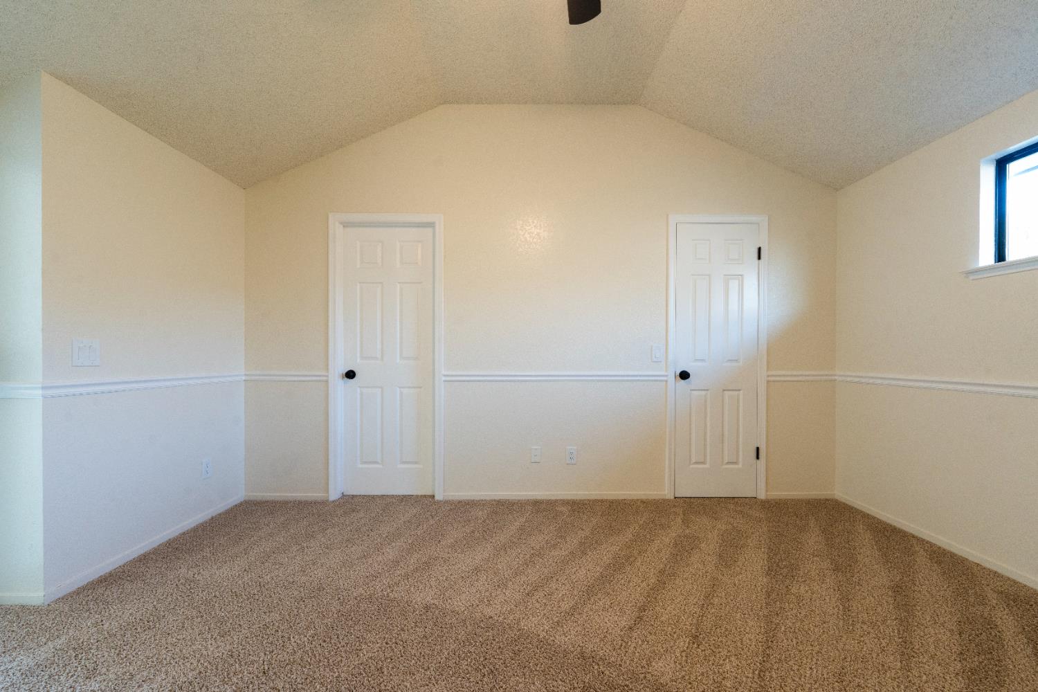 1707 Douglas Ave, Clovis, CA 93611