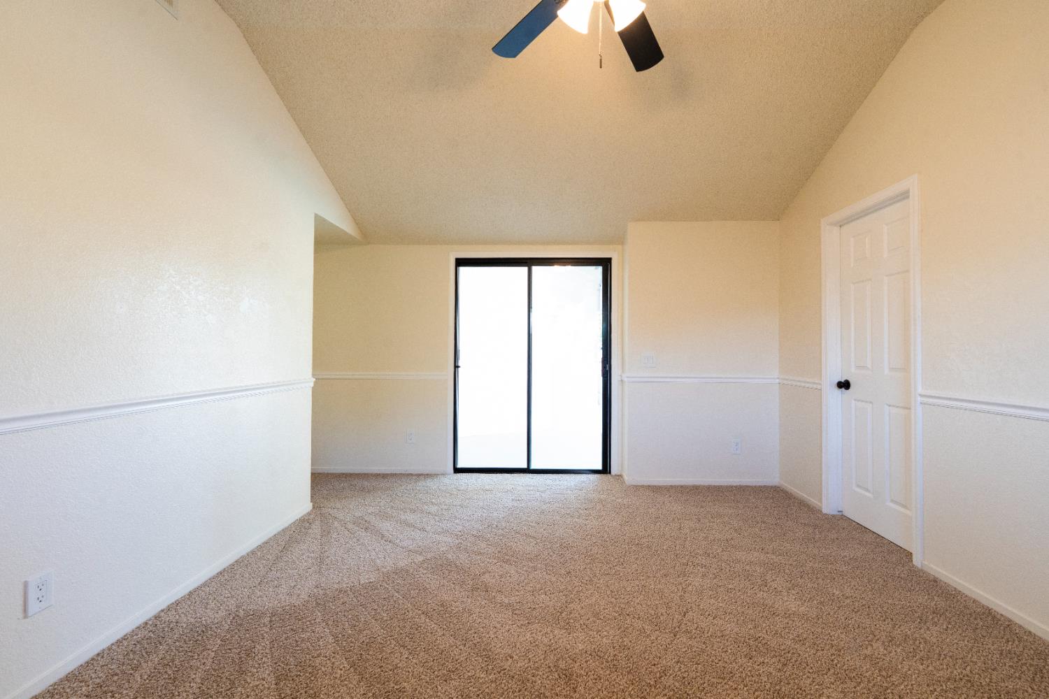 1707 Douglas Ave, Clovis, CA 93611