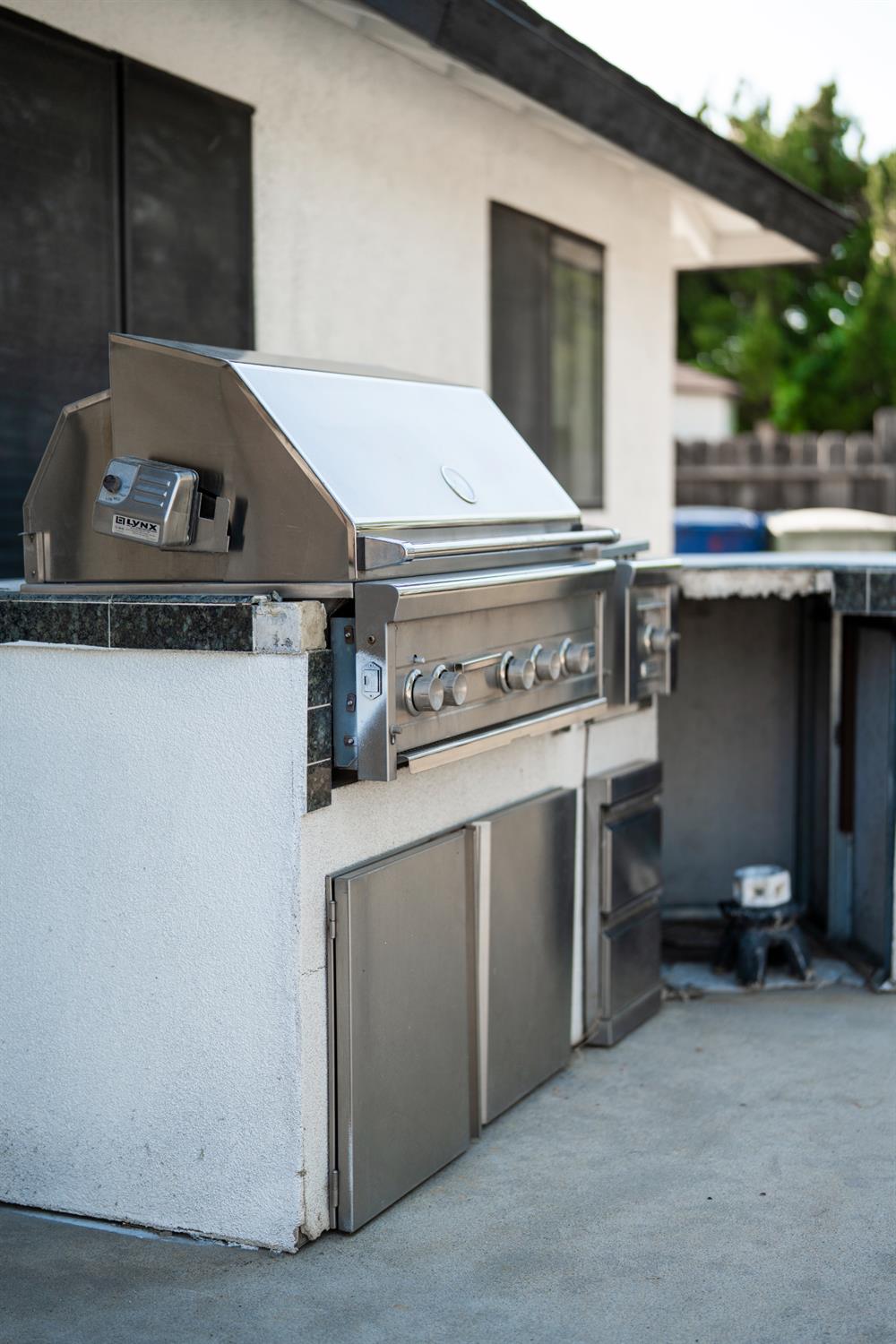 1707 Douglas Ave, Clovis, CA 93611