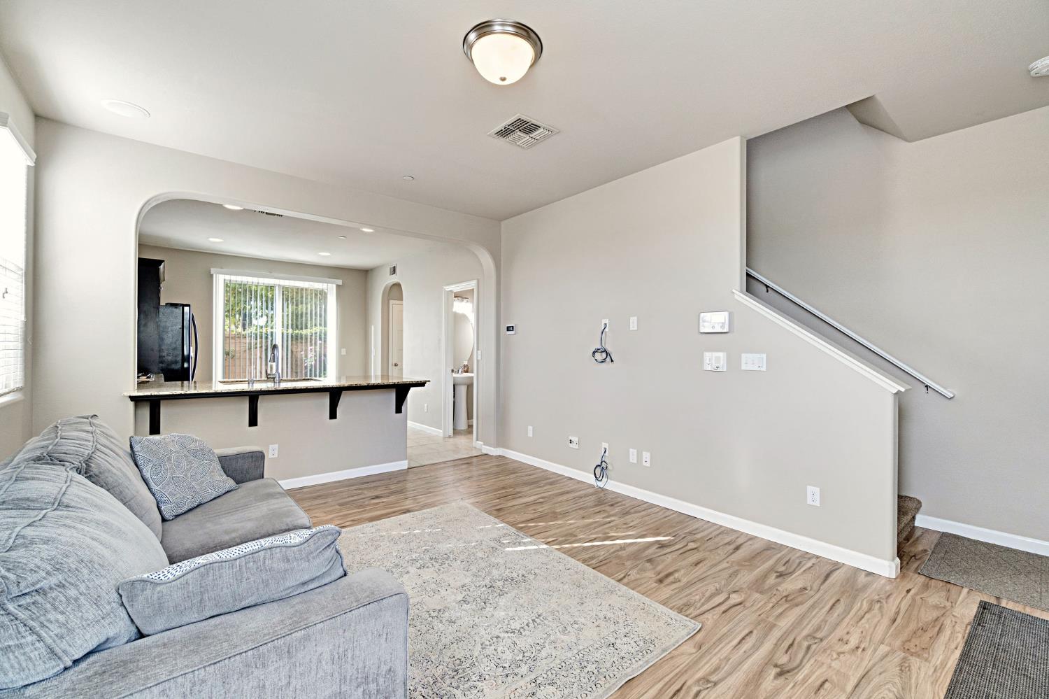 1500 N Encoure Way, Clovis, CA 93619