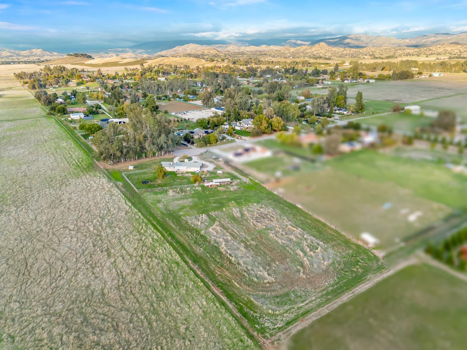 13017 Violet Ln, Clovis, CA 93619