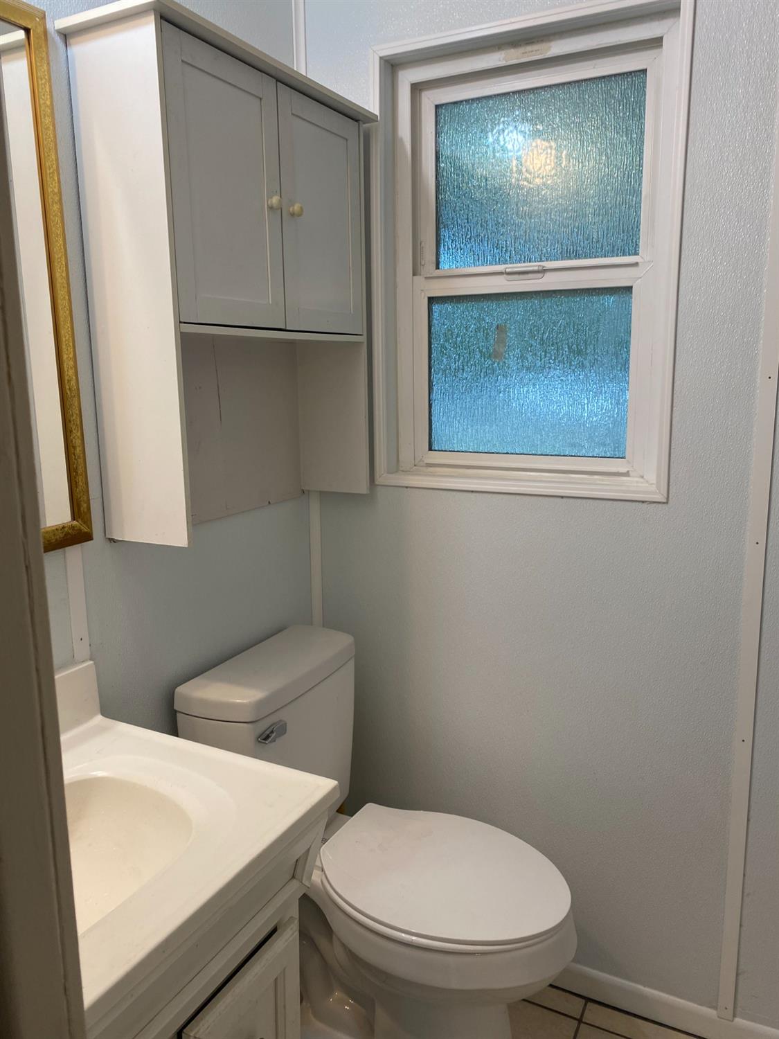 1916 Ashlan, Clovis, CA 93611