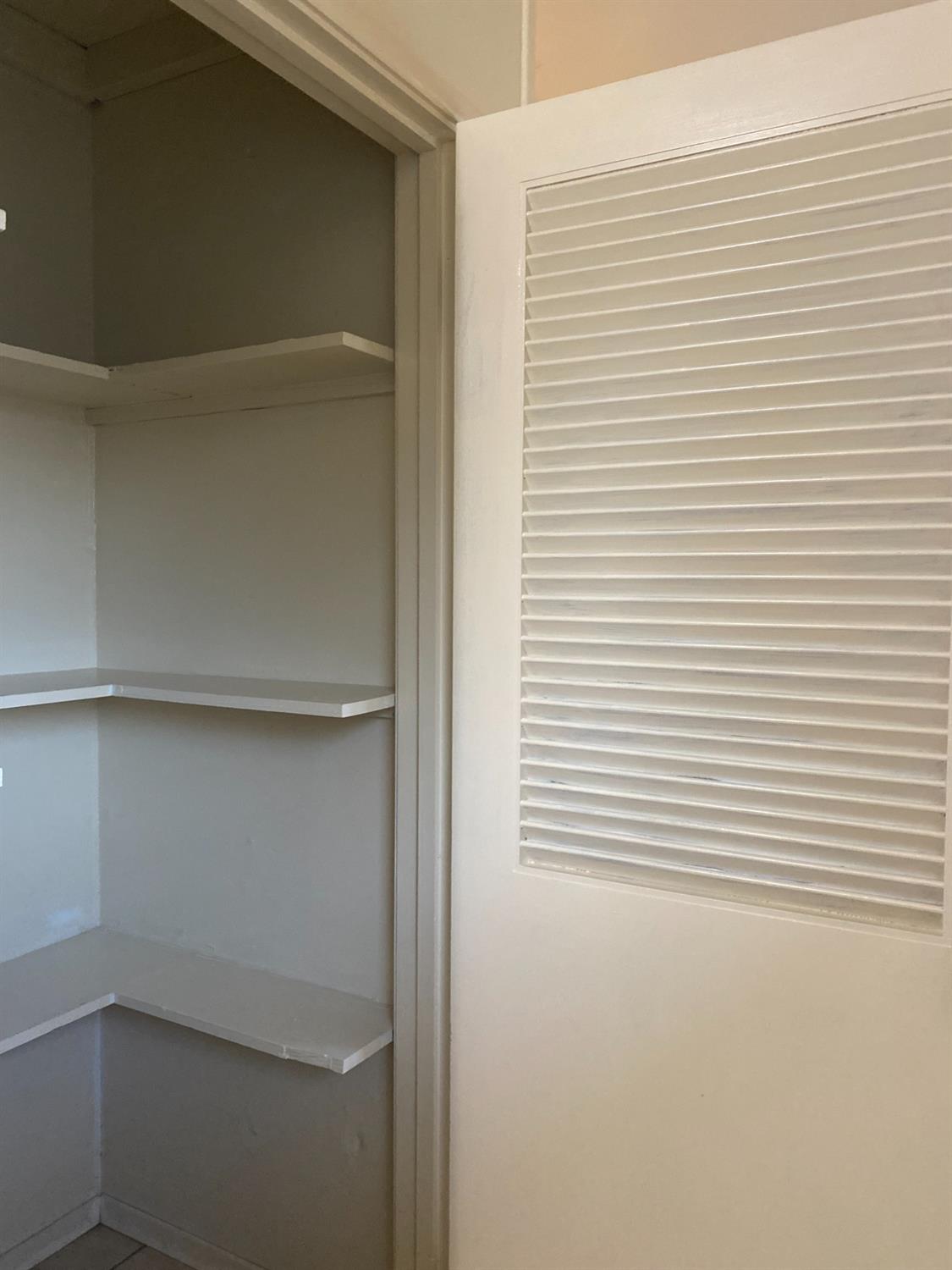 1916 Ashlan, Clovis, CA 93611