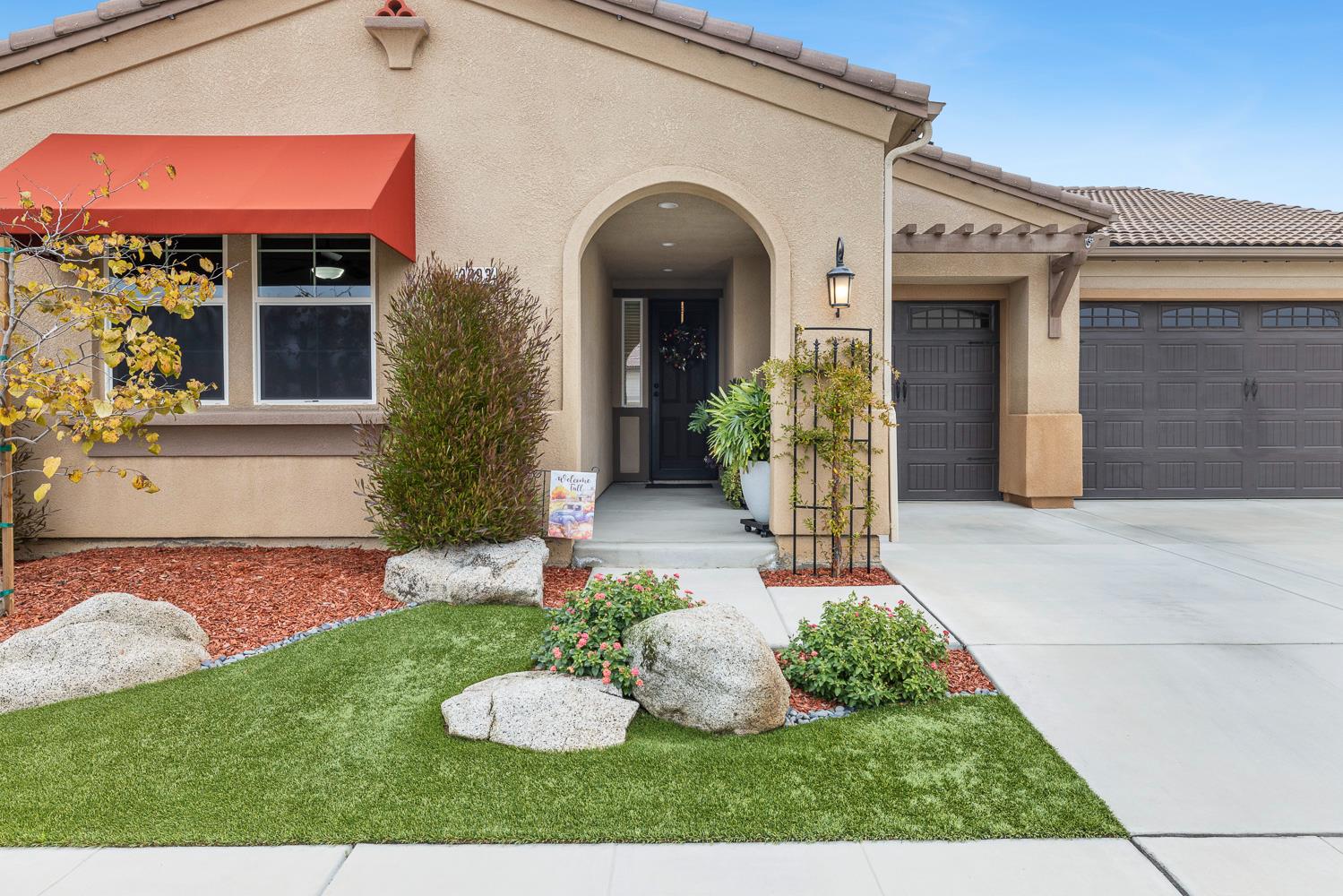 3293 Soledad Ave, Clovis, CA 93619