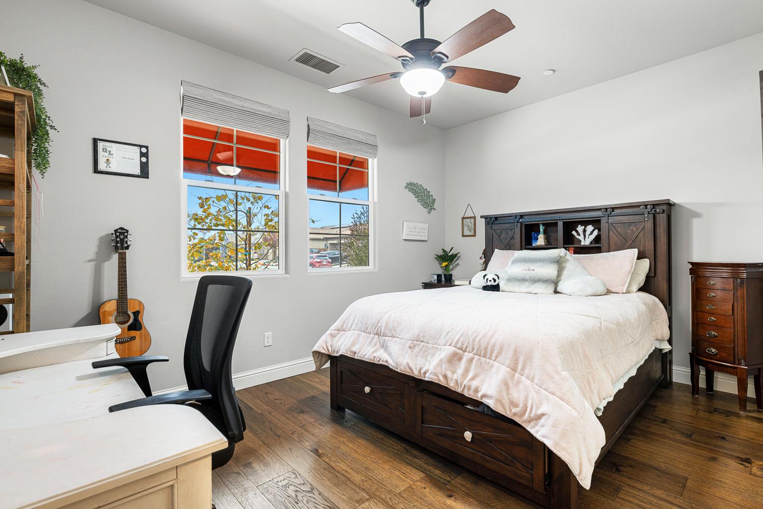 3293 Soledad Ave, Clovis, CA 93619