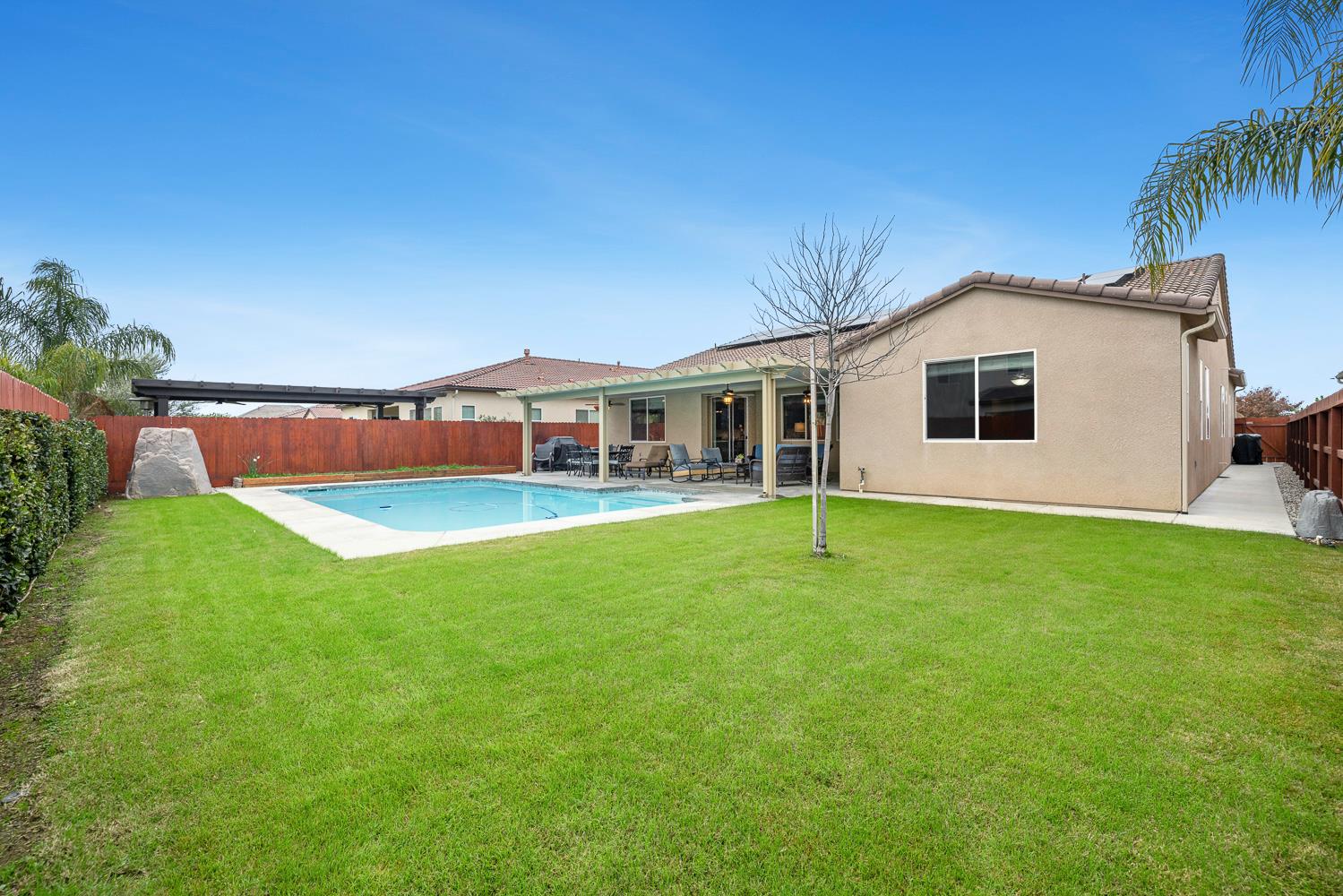 3293 Soledad Ave, Clovis, CA 93619