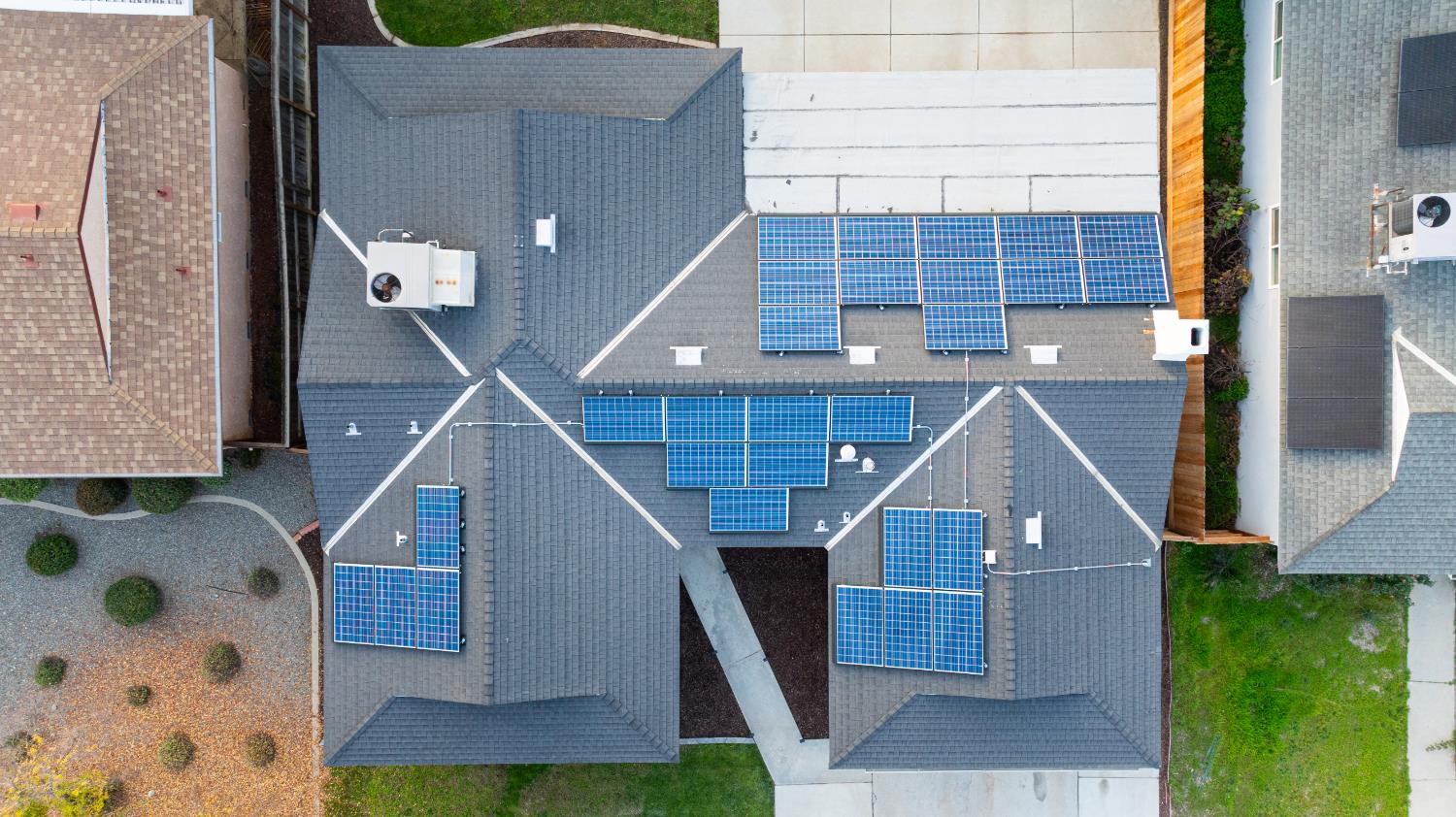 2612 Renn, Clovis, CA 93611