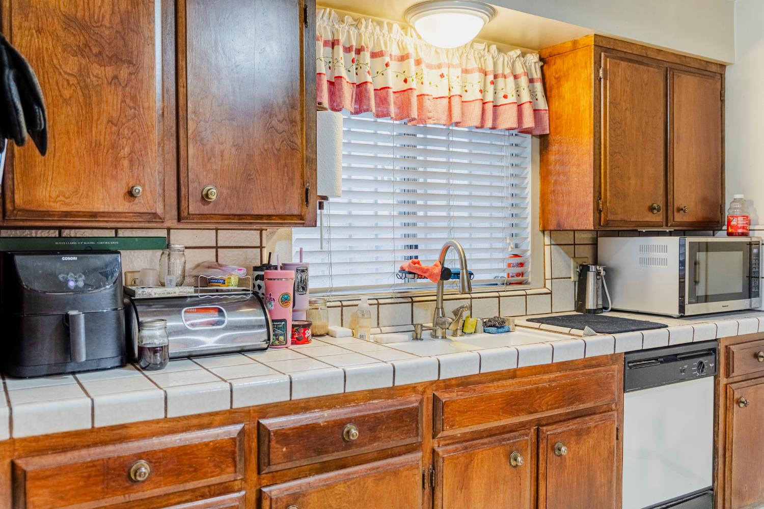 1608 Gettysburg Ave, Clovis, CA 93611