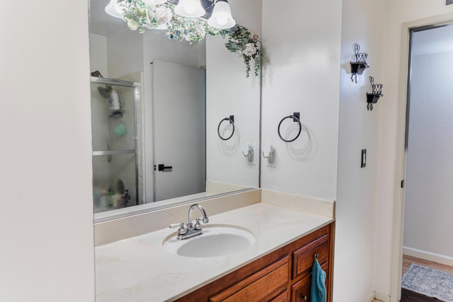 1608 Gettysburg Ave, Clovis, CA 93611